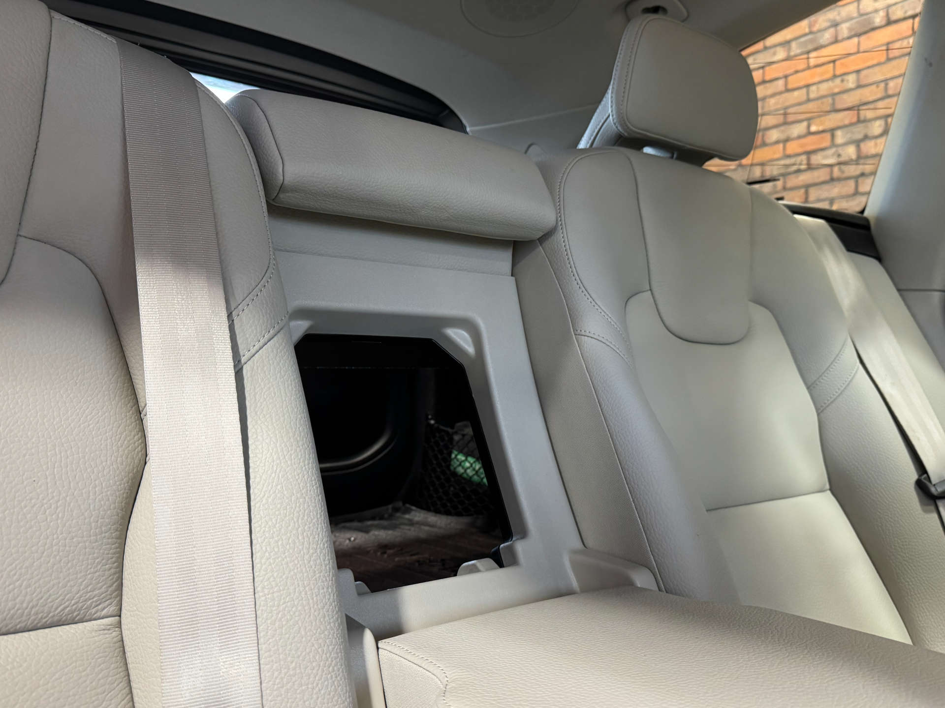 VOLVO XC60 2.0 XC60 + B4 MHEV AWD Auto 4WD 5dr #29