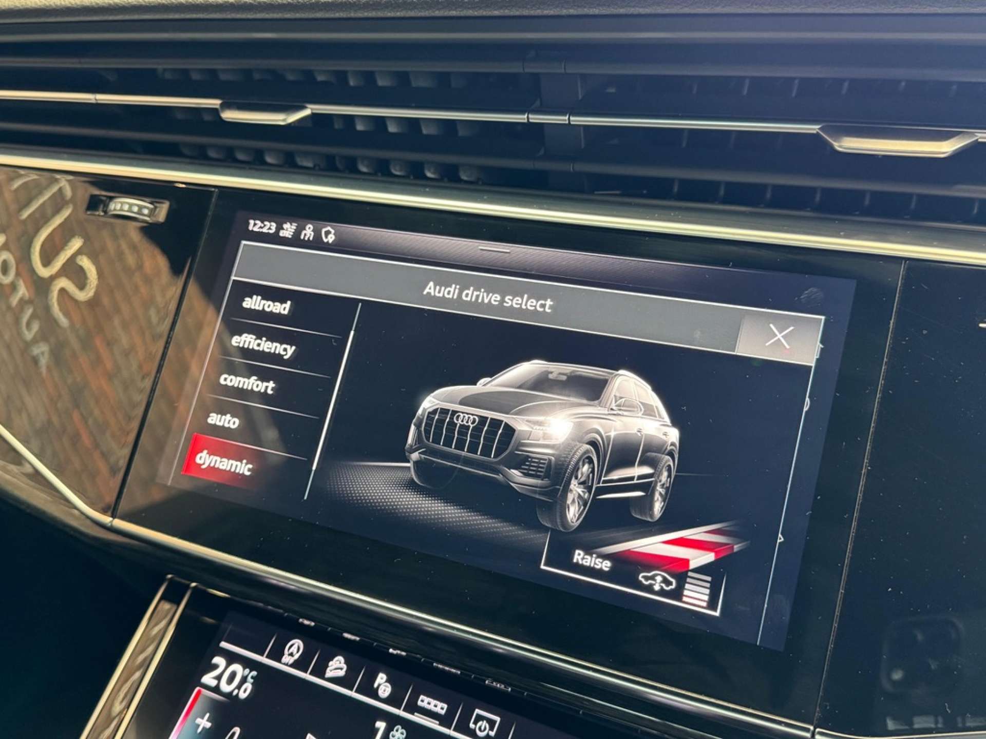 AUDI Q8 3.0 Q8 Black Edition 55 TFSI MHEV Quattro Auto 4WD 5dr #47
