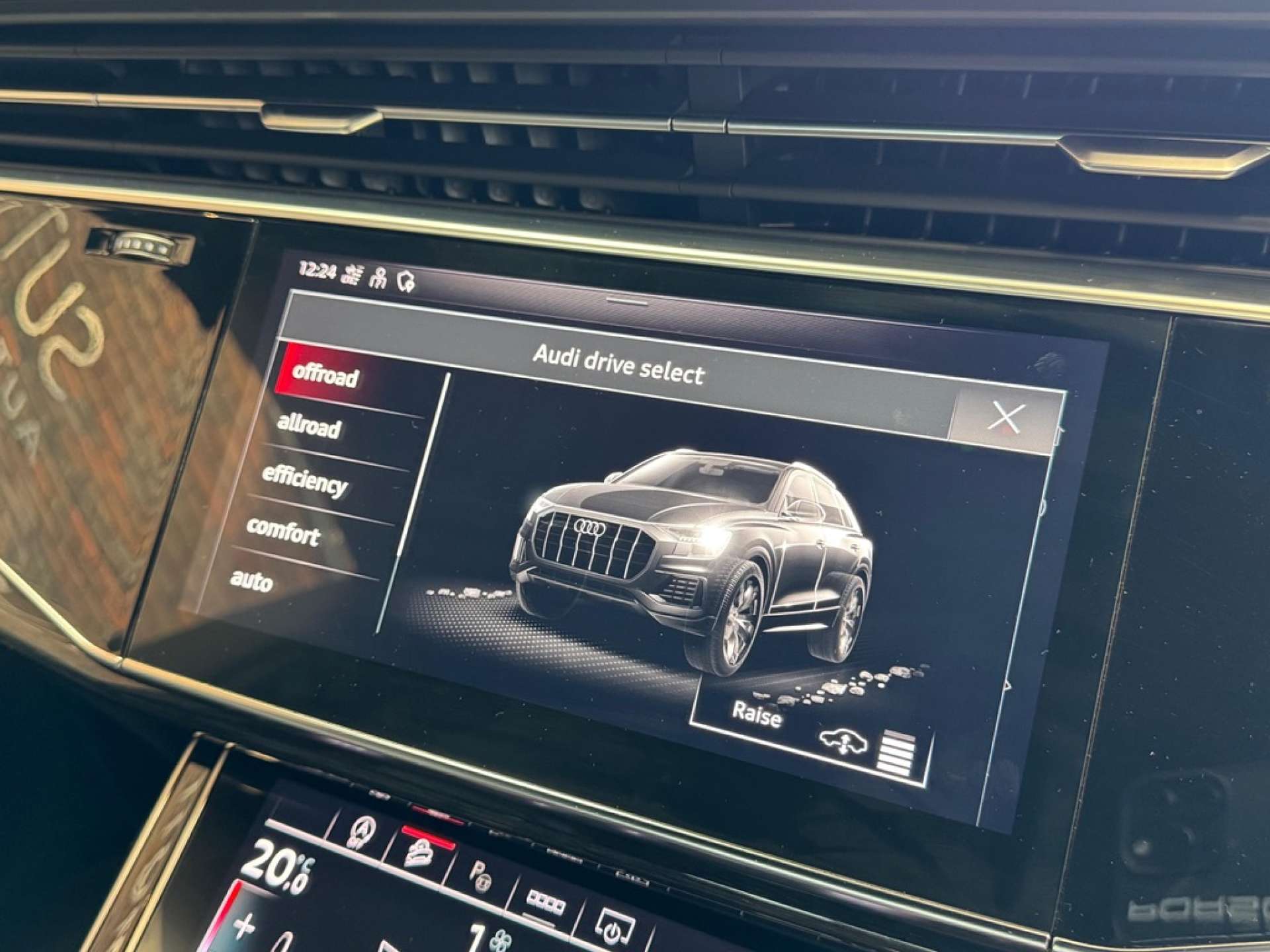AUDI Q8 3.0 Q8 Black Edition 55 TFSI MHEV Quattro Auto 4WD 5dr #49
