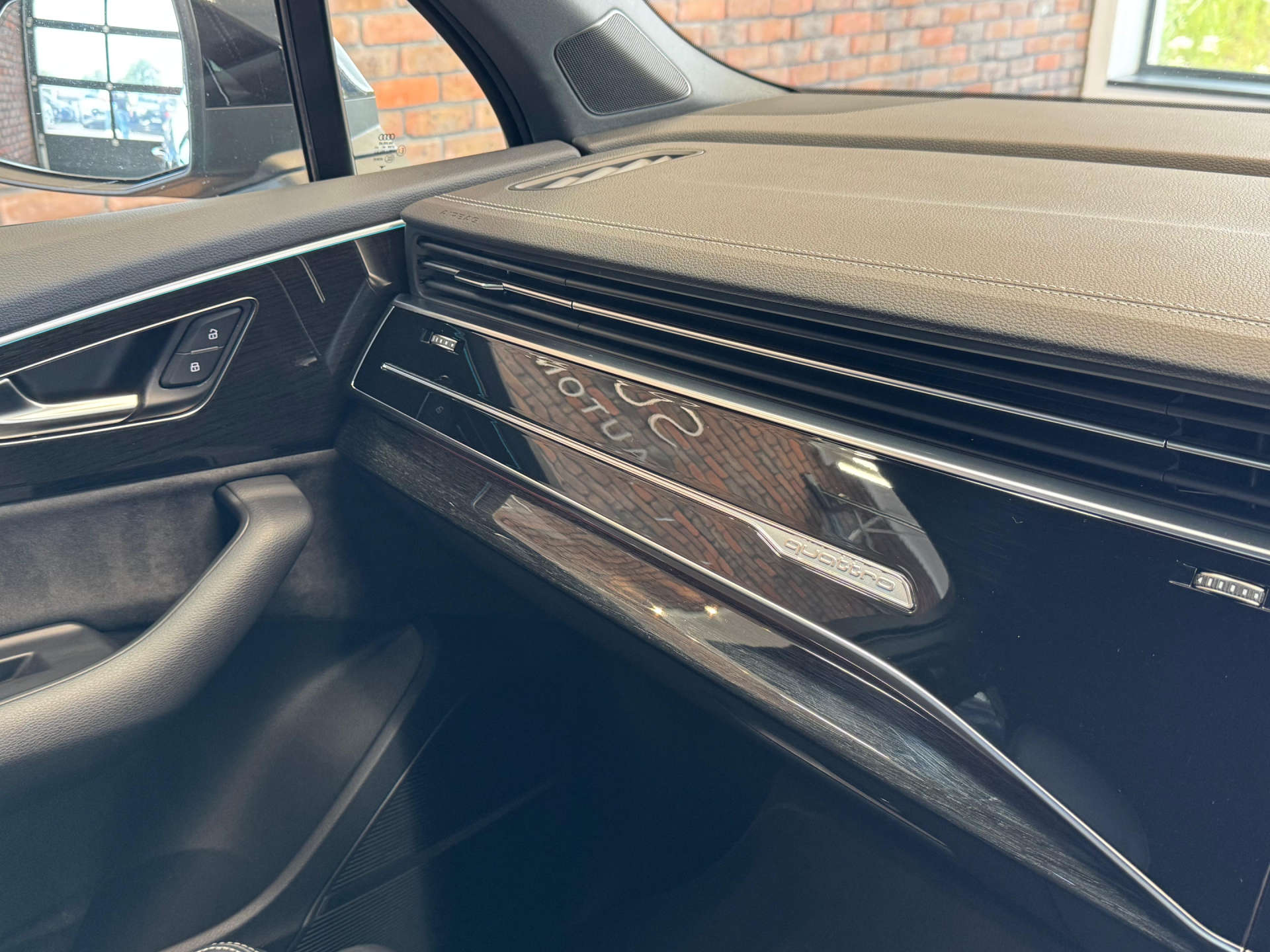 AUDI Q7 3.0 Q7 Black Edition 50 TDI MHEV Quattro Auto 4WD 5dr #61