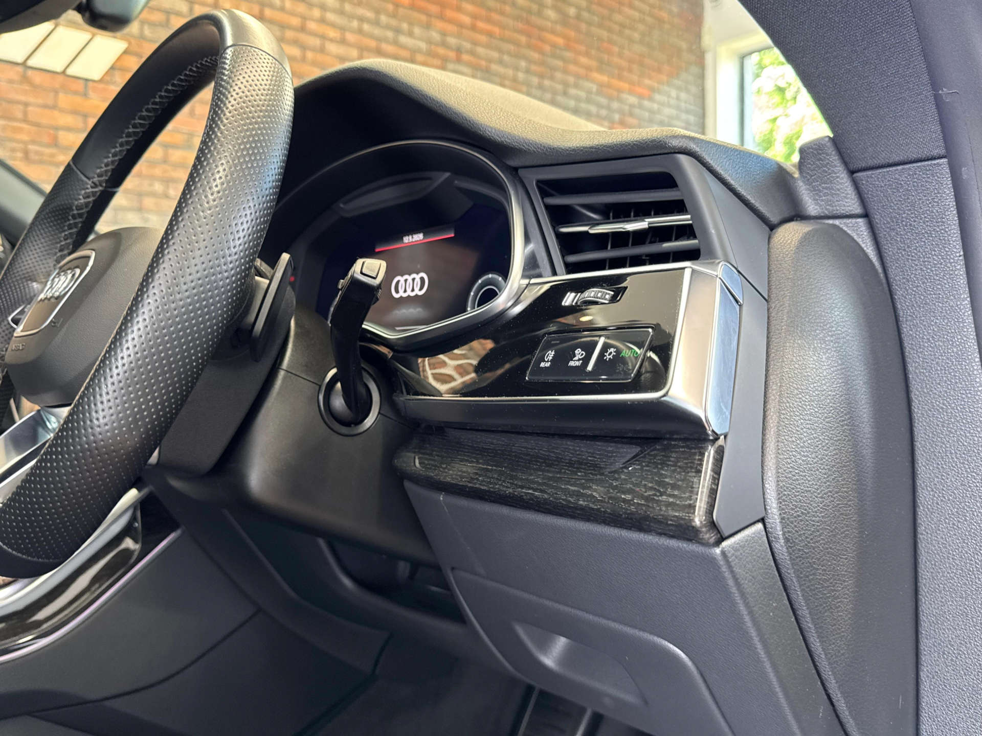 AUDI Q8 3.0 Q8 Black Edition 55 TFSI MHEV Quattro Auto 4WD 5dr #64