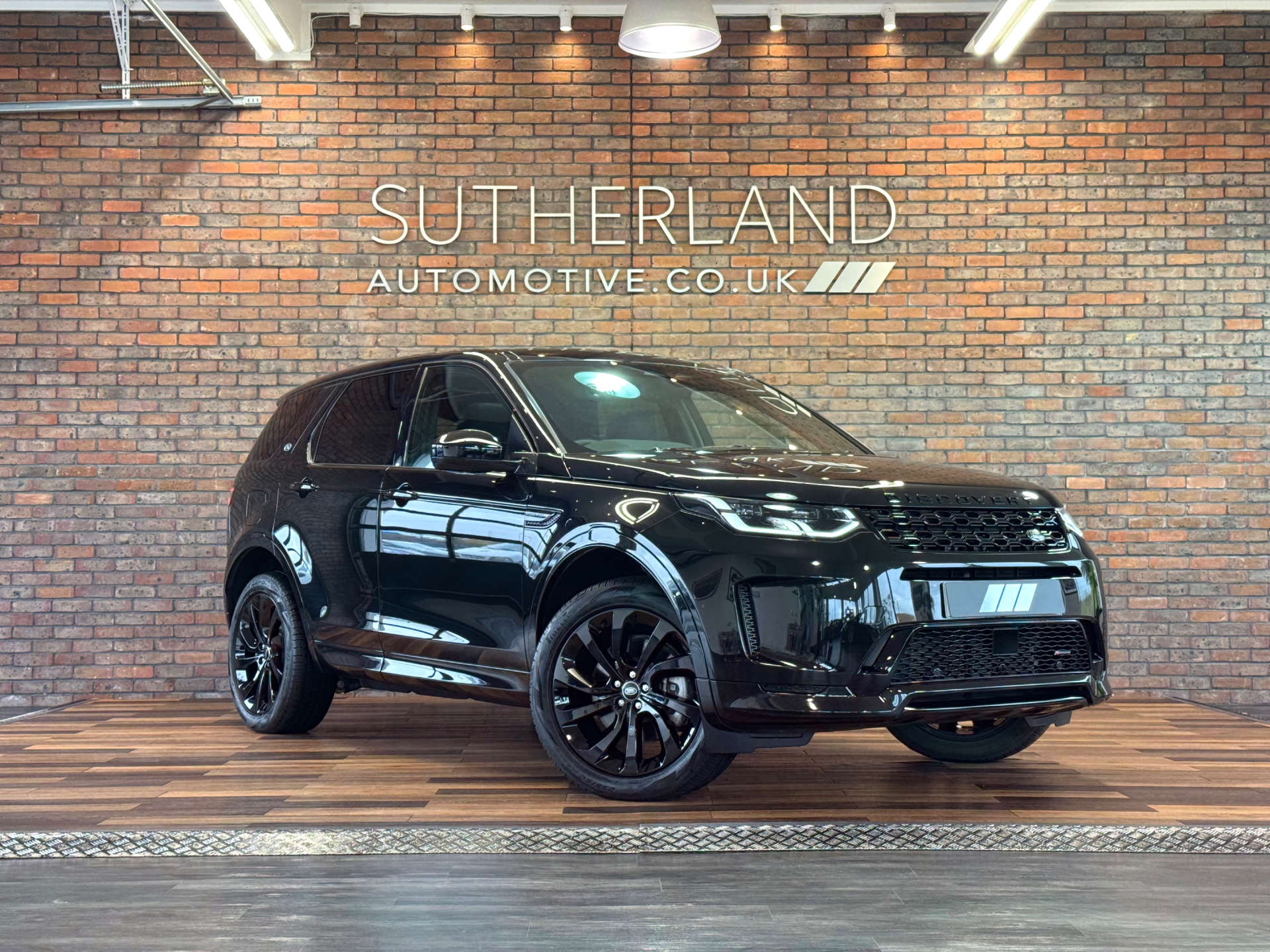 LAND ROVER DISCOVERY SPORT 1.5 Discovery Sport R-Dynamic HSE P300e Auto 4WD 5dr #0