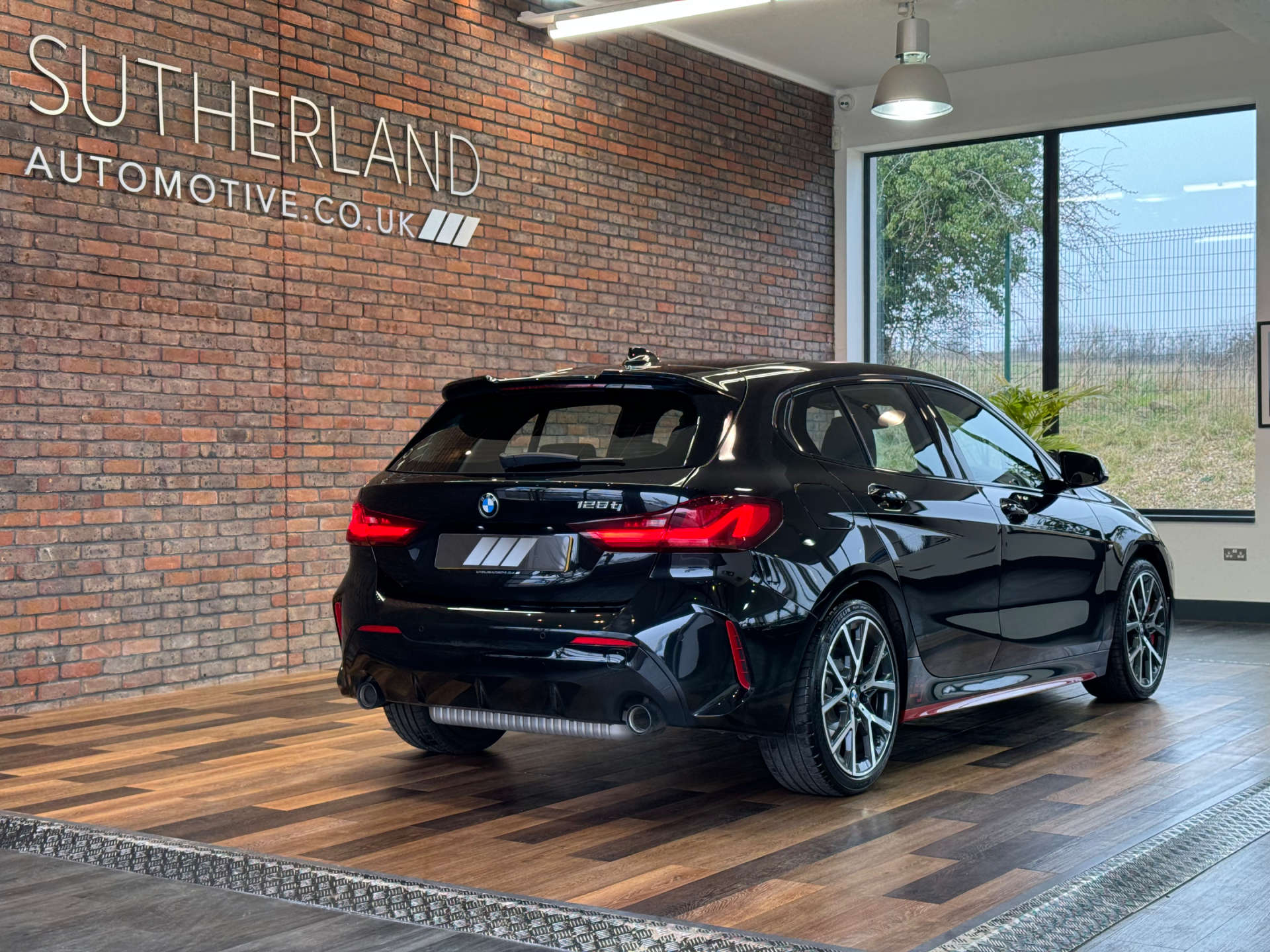 BMW 1 SERIES 2.0 128ti Auto 5dr #5