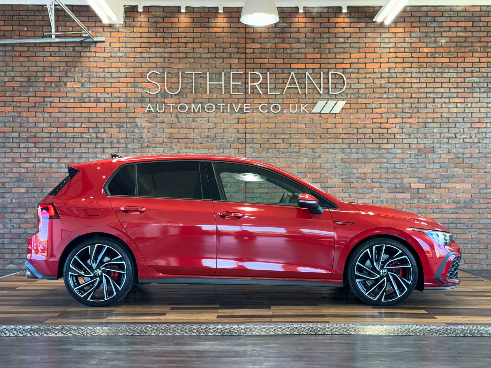 VOLKSWAGEN GOLF 2.0 Golf GTi TSi Semi-Auto 5dr #2