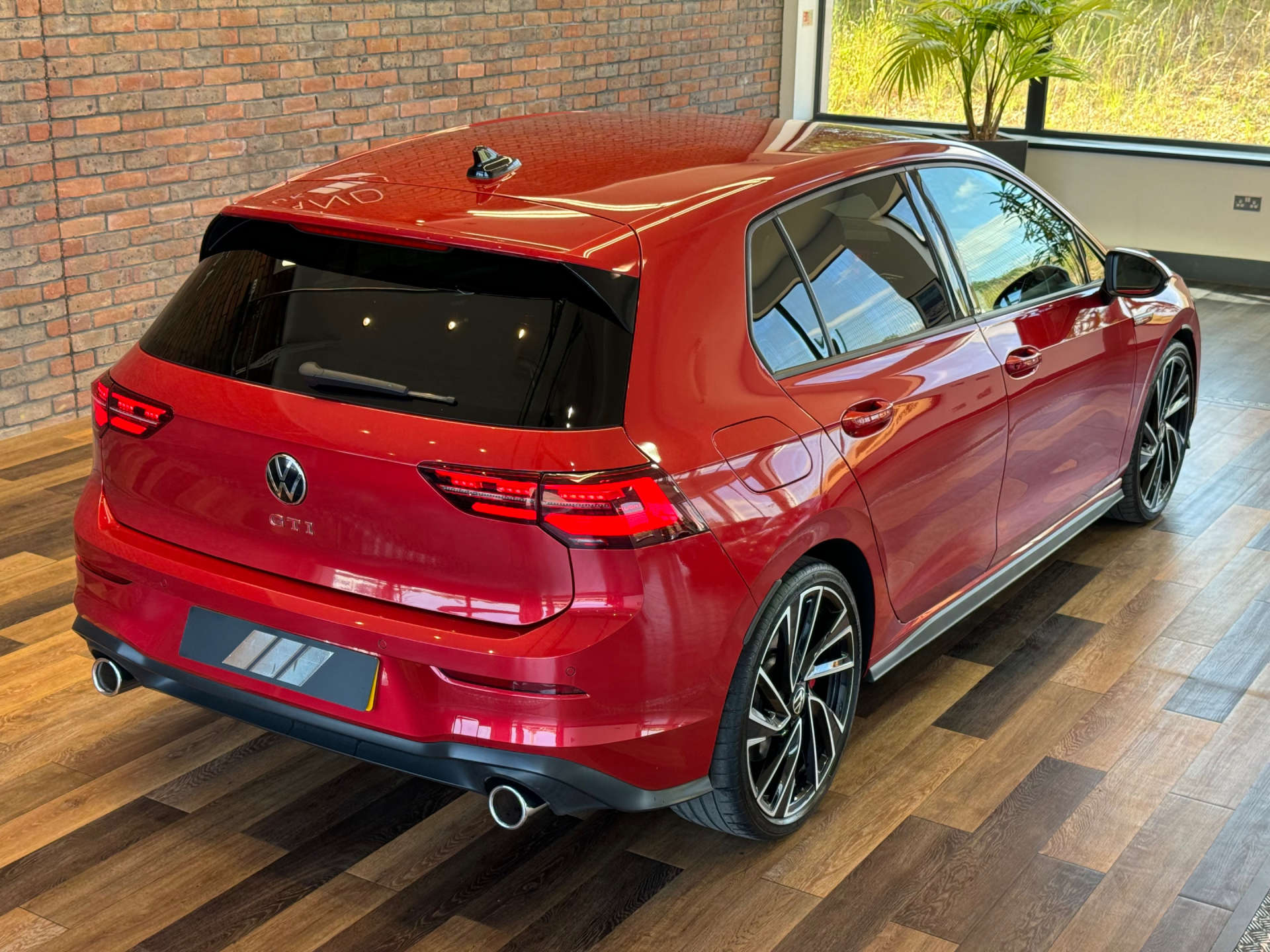 VOLKSWAGEN GOLF 2.0 Golf GTi TSi Semi-Auto 5dr #7