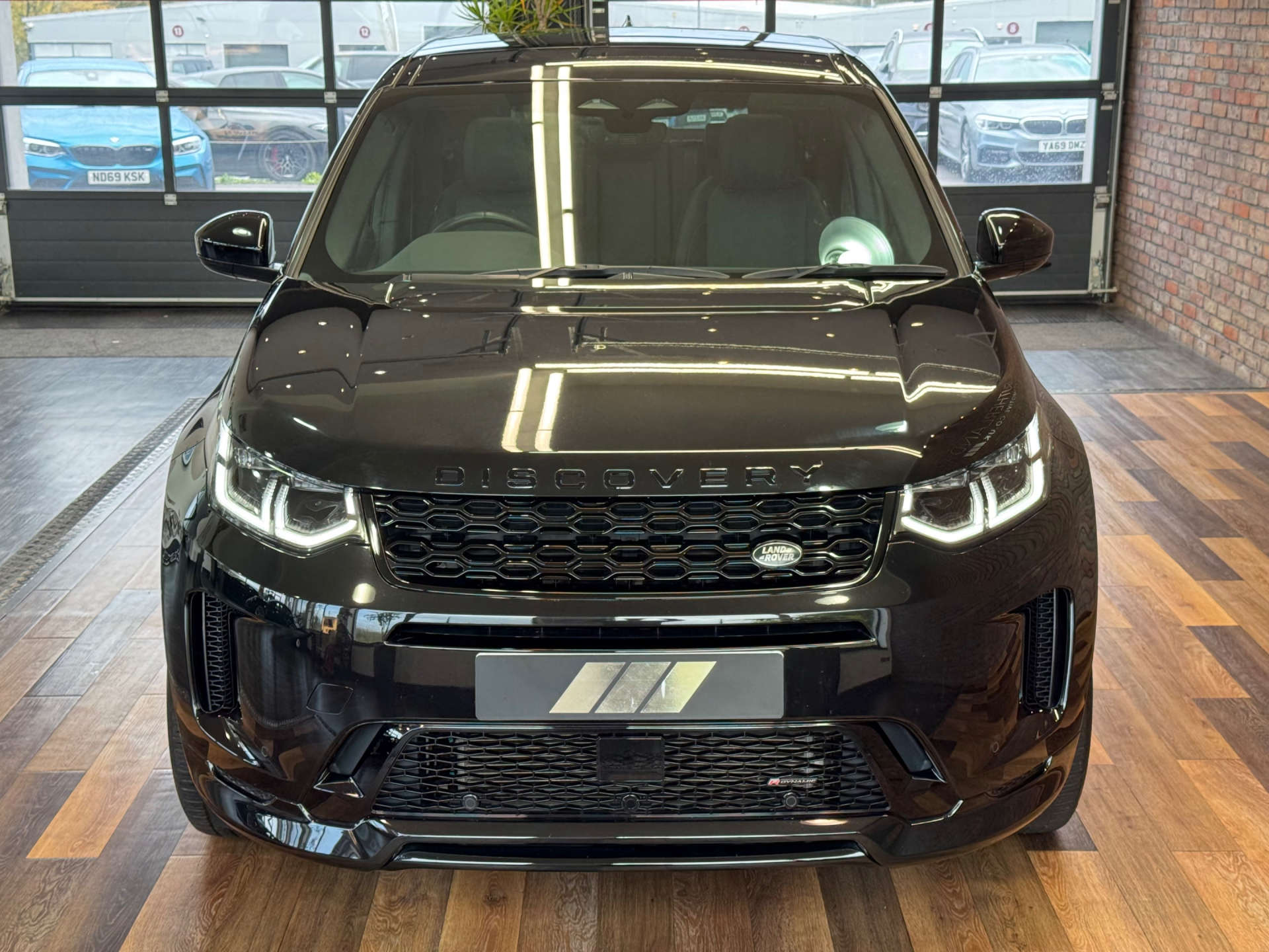 LAND ROVER DISCOVERY SPORT 1.5 Discovery Sport R-Dynamic HSE P300e Auto 4WD 5dr #8