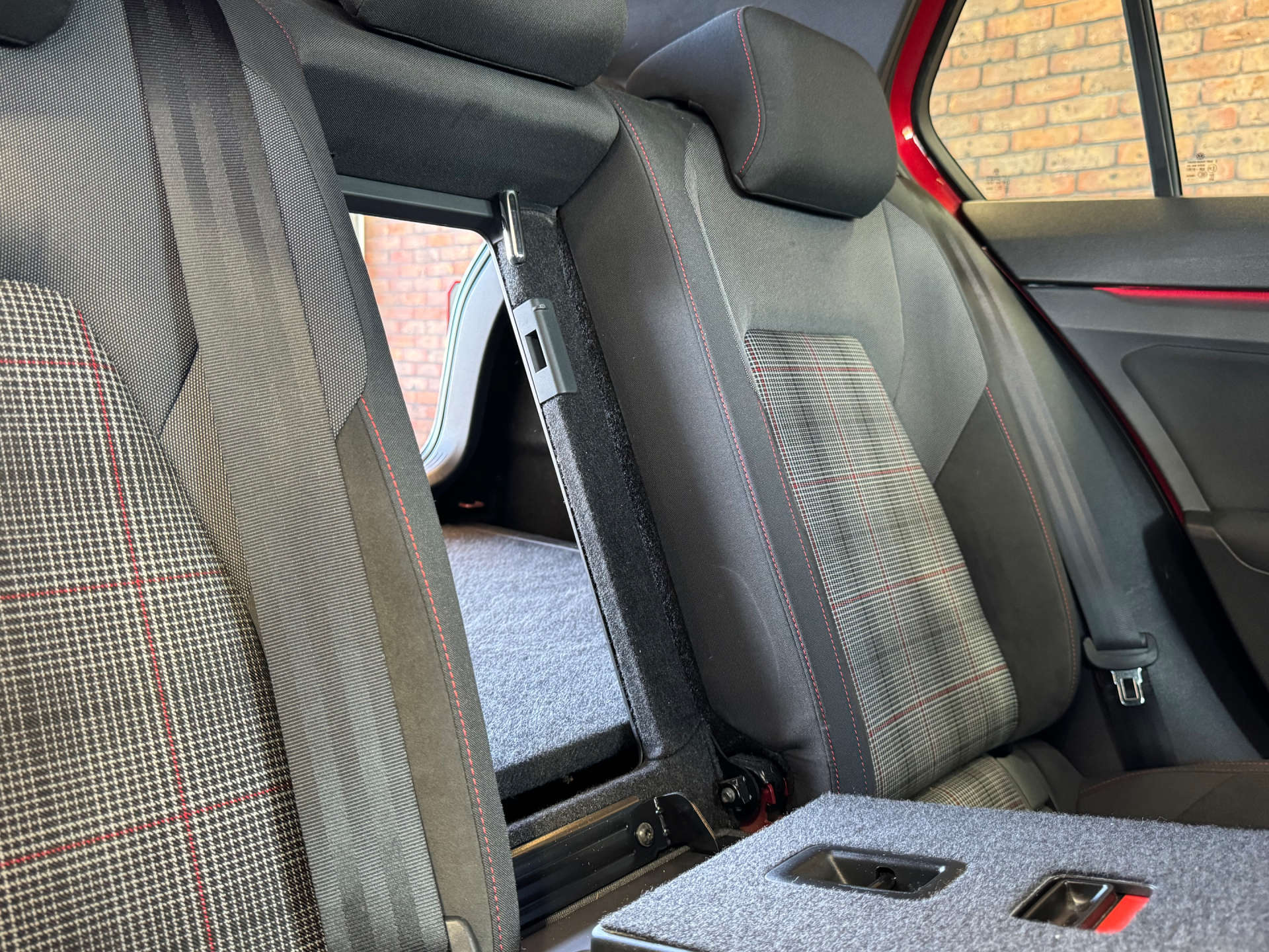 VOLKSWAGEN GOLF 2.0 Golf GTi TSi Semi-Auto 5dr #30
