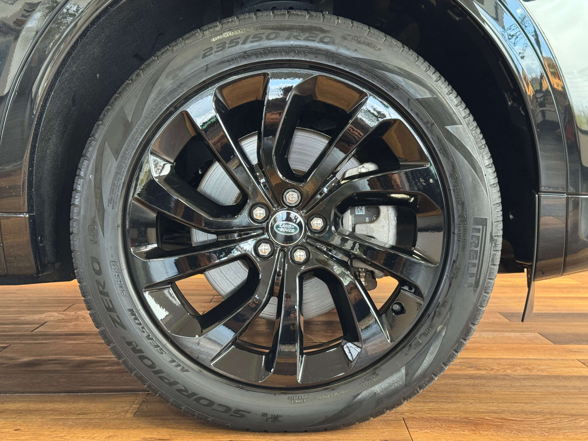 LAND ROVER DISCOVERY SPORT 1.5 Discovery Sport R-Dynamic HSE P300e Auto 4WD 5dr #12