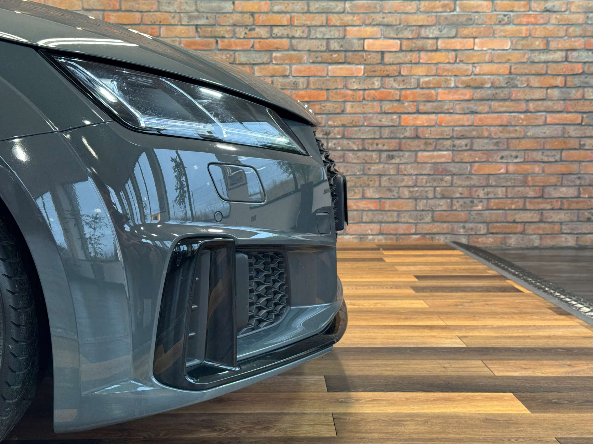 AUDI TT 2.0 TTS Black Edition TFSI Quattro Semi-Auto 4WD 3dr #14
