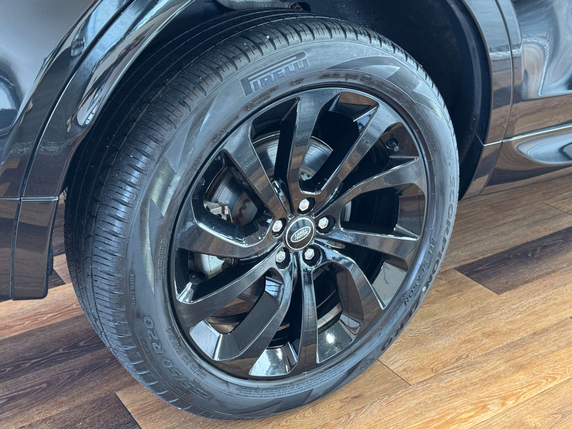 LAND ROVER DISCOVERY SPORT 1.5 Discovery Sport R-Dynamic HSE P300e Auto 4WD 5dr #16