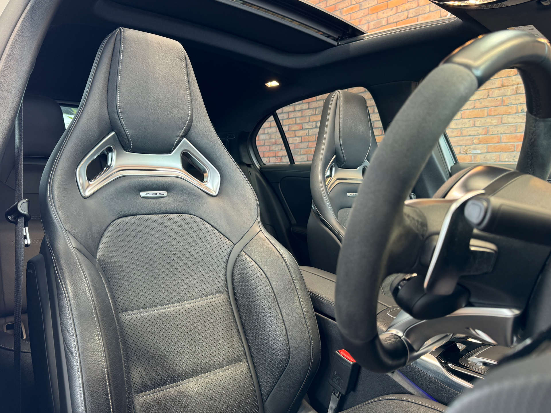 MERCEDES-BENZ A-CLASS 2.0 AMG A 45 S 4Matic+ + Auto 4WD 5dr #28