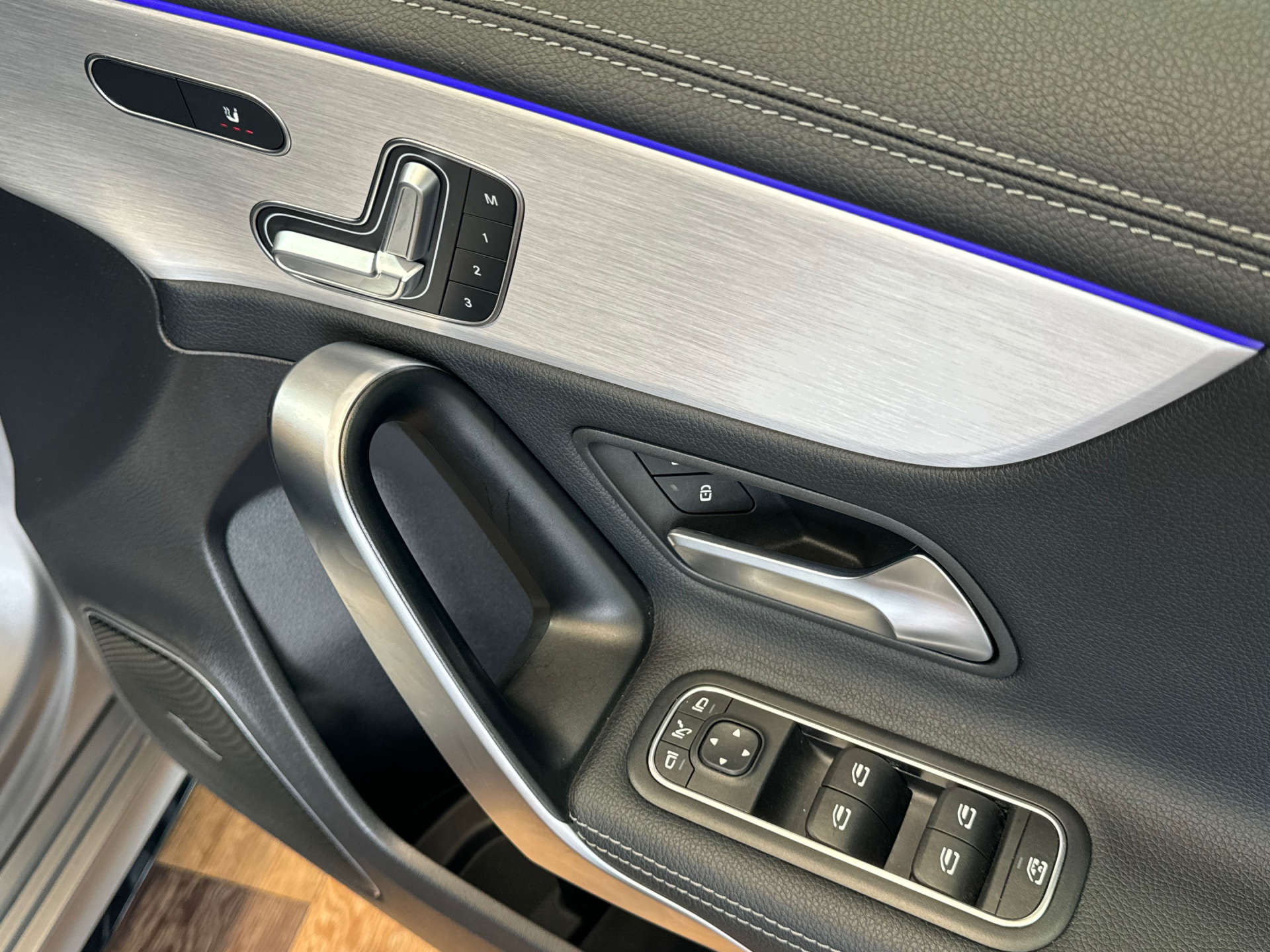 MERCEDES-BENZ A-CLASS 2.0 AMG A 45 S 4Matic+ + Auto 4WD 5dr #31