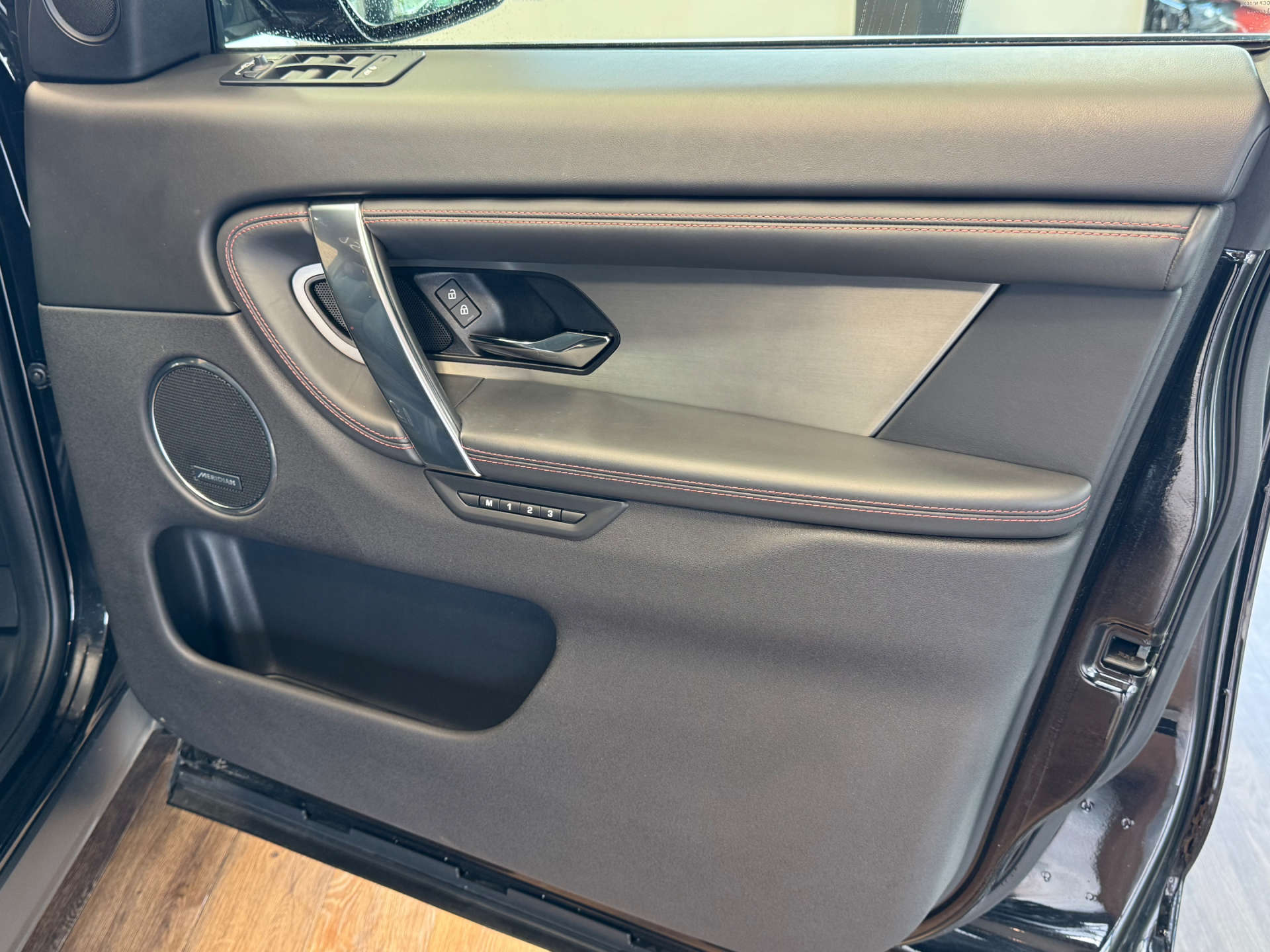 LAND ROVER DISCOVERY SPORT 1.5 Discovery Sport R-Dynamic HSE P300e Auto 4WD 5dr #33