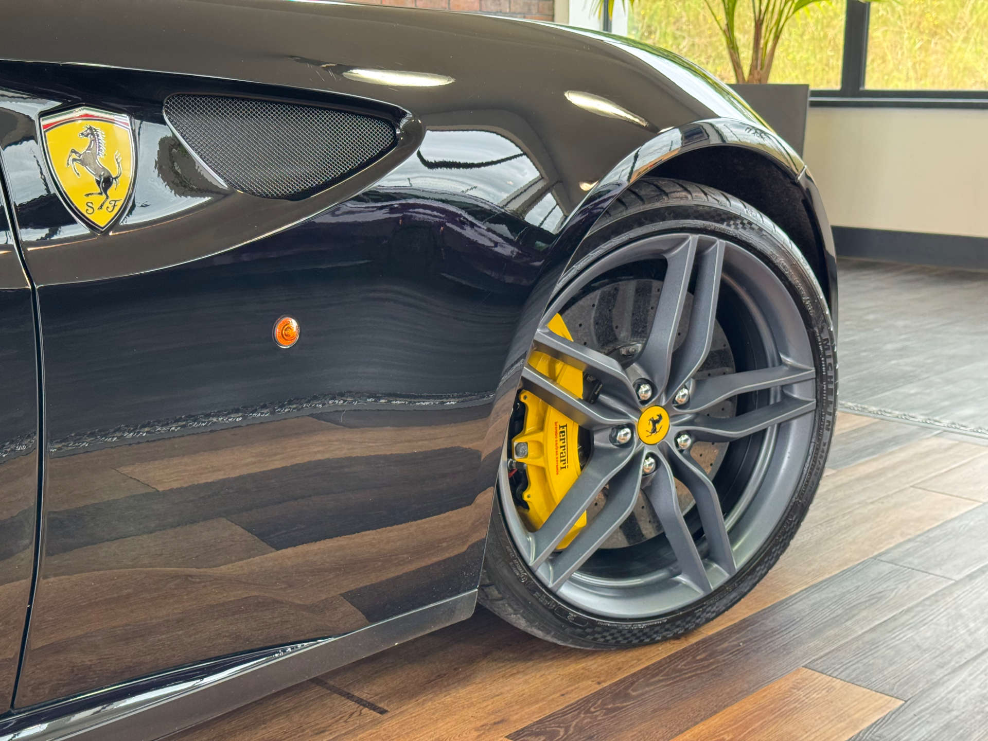 FERRARI FF 6.3 Ff V12 4WD 3dr #16