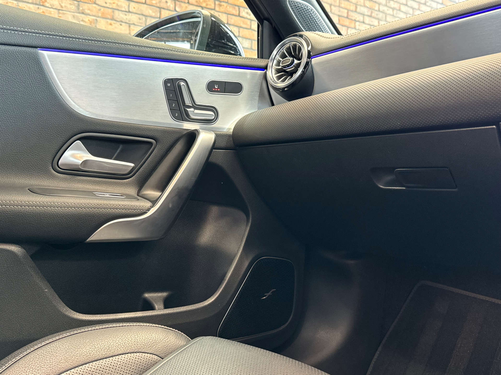 MERCEDES-BENZ A-CLASS 2.0 AMG A 45 S 4Matic+ + Auto 4WD 5dr #50