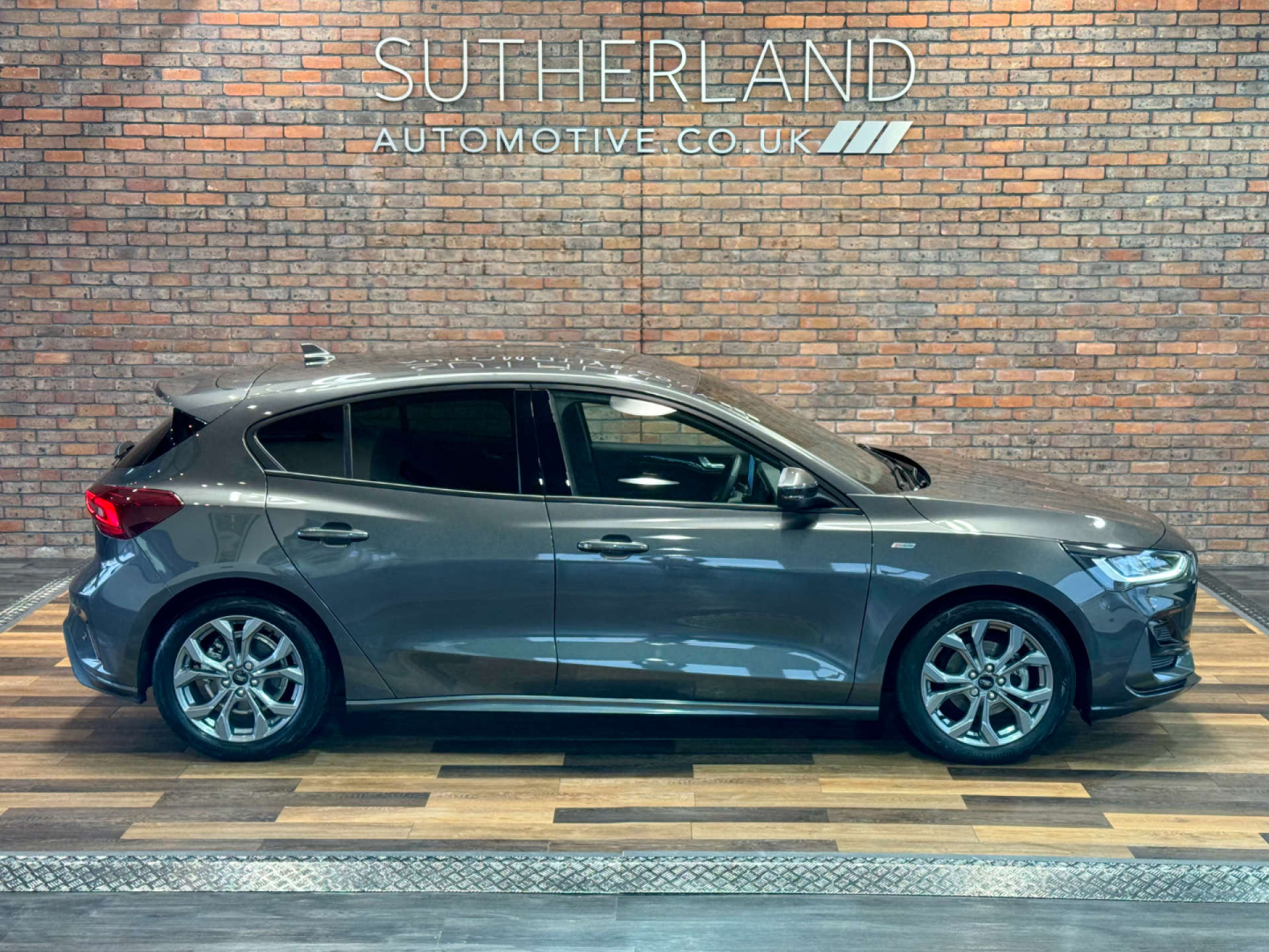 FORD FOCUS 1.0 Focus ST-Line 5dr #3