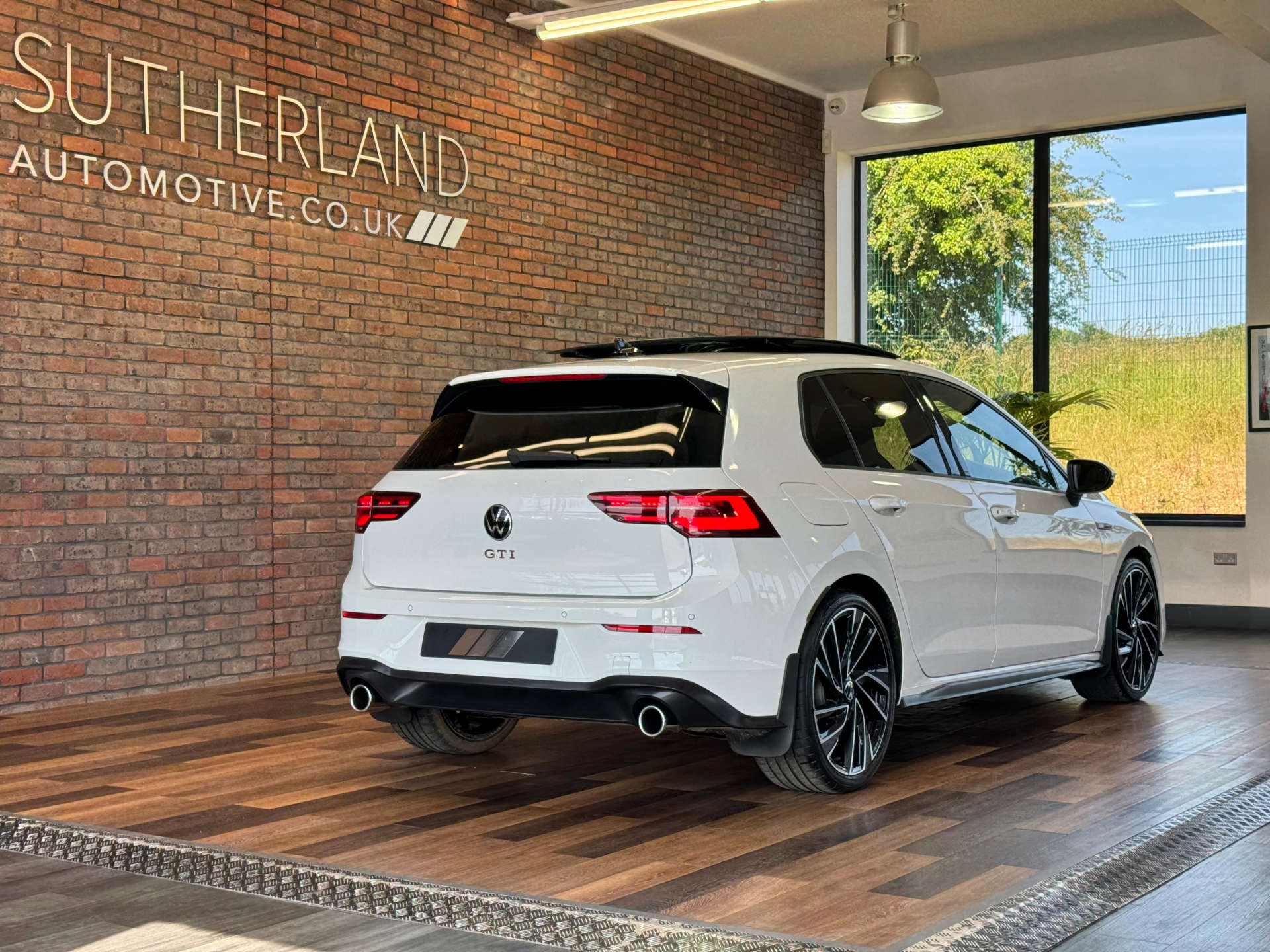 VOLKSWAGEN GOLF 2.0 Golf GTi TSi Semi-Auto 5dr #6