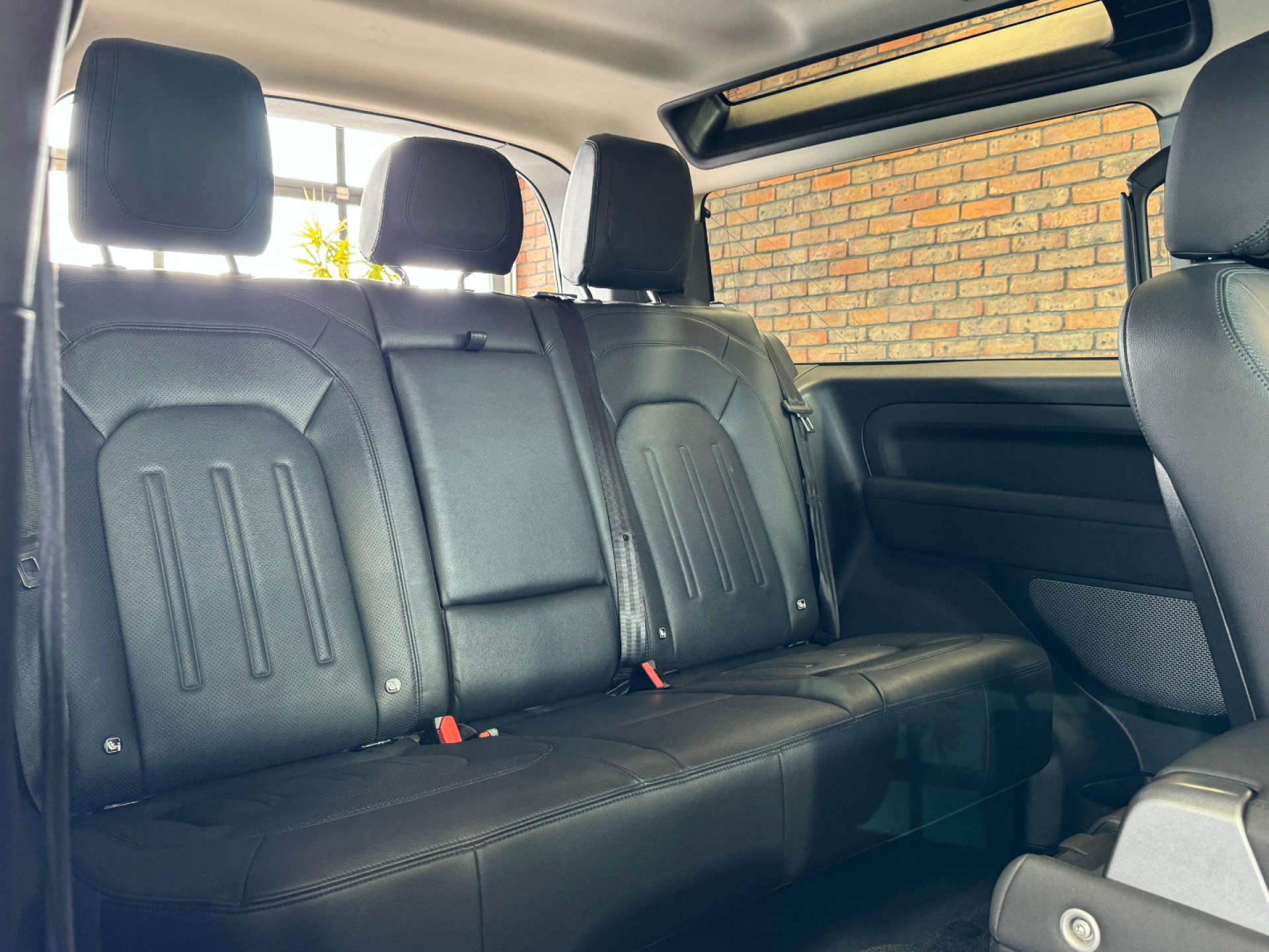 LAND ROVER DEFENDER 3.0 Defender S D MHEV Auto 4WD 3dr #30