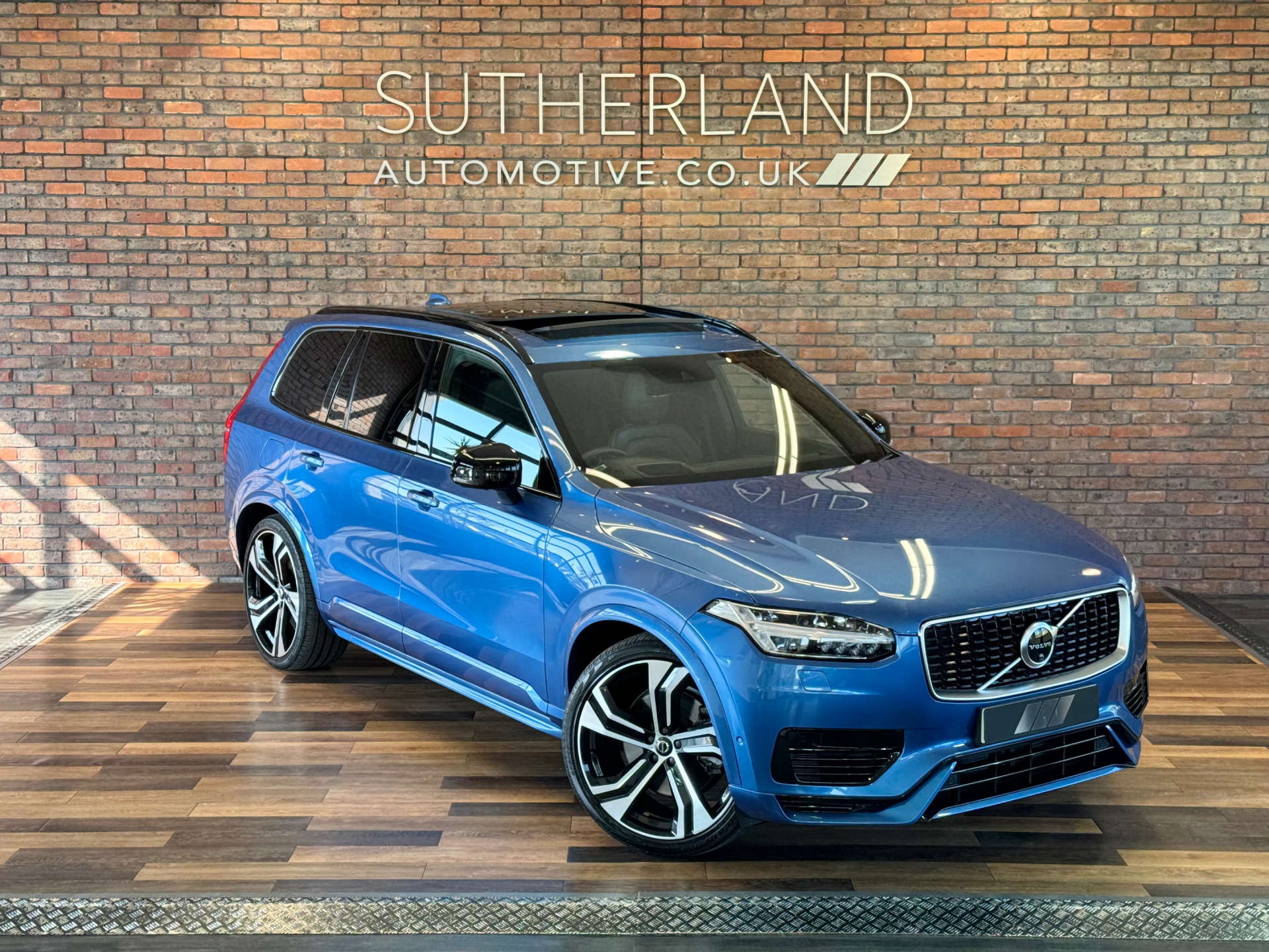 VOLVO XC90 2.0 XC90 R-Design Pro T8 PHEV AWD Auto 4WD 5dr #1