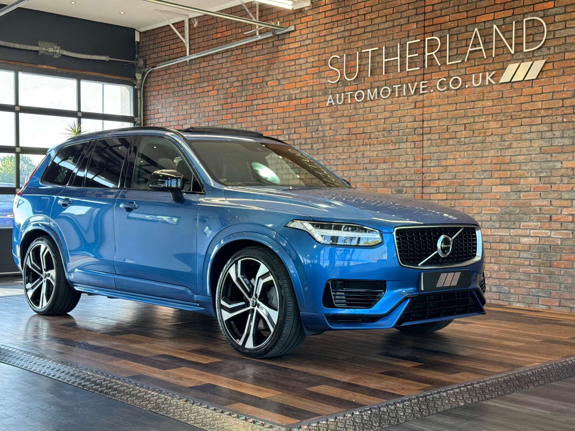 VOLVO XC90 2.0 XC90 R-Design Pro T8 PHEV AWD Auto 4WD 5dr #4