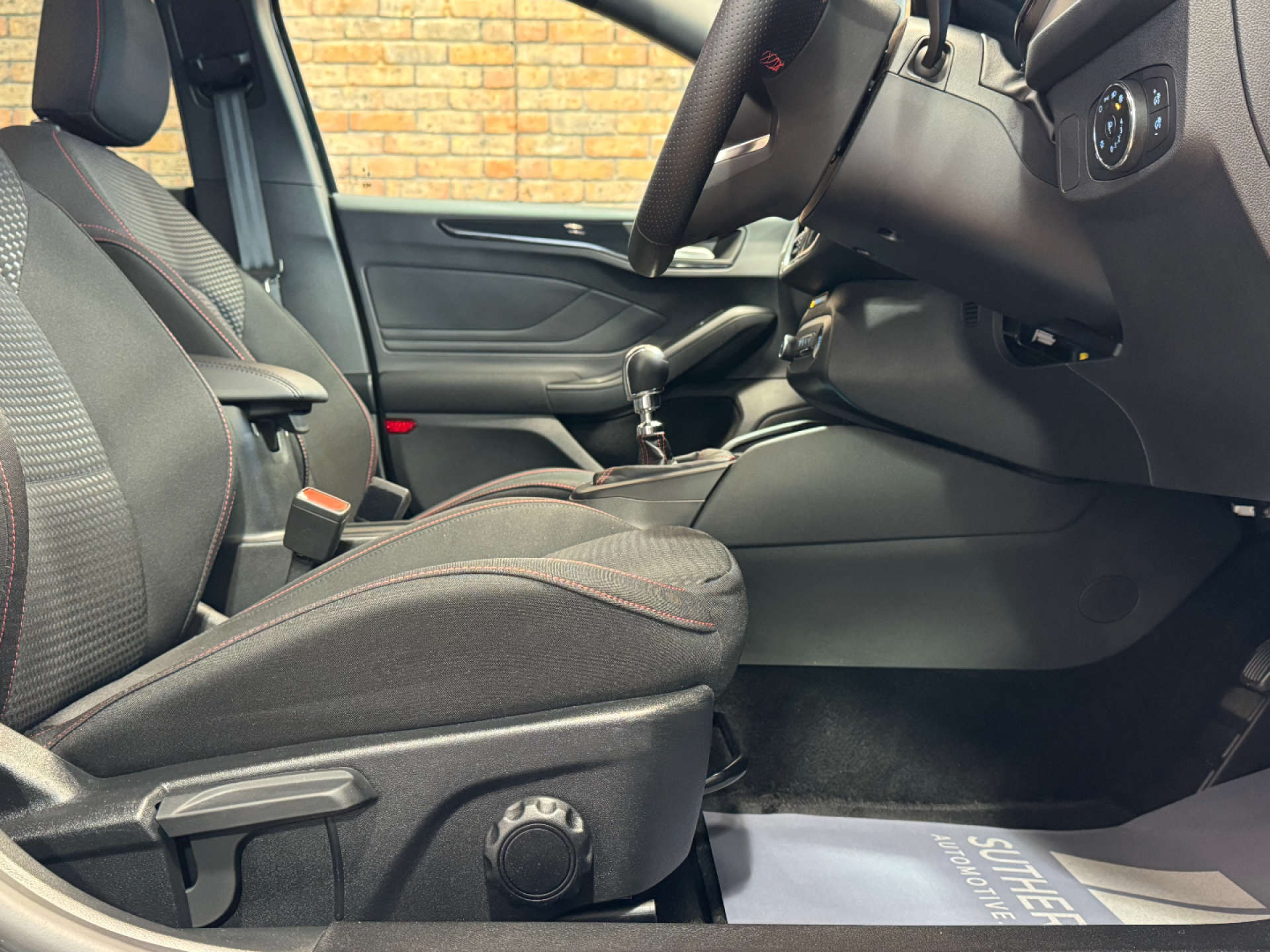 FORD FOCUS 1.0 Focus ST-Line 5dr #45