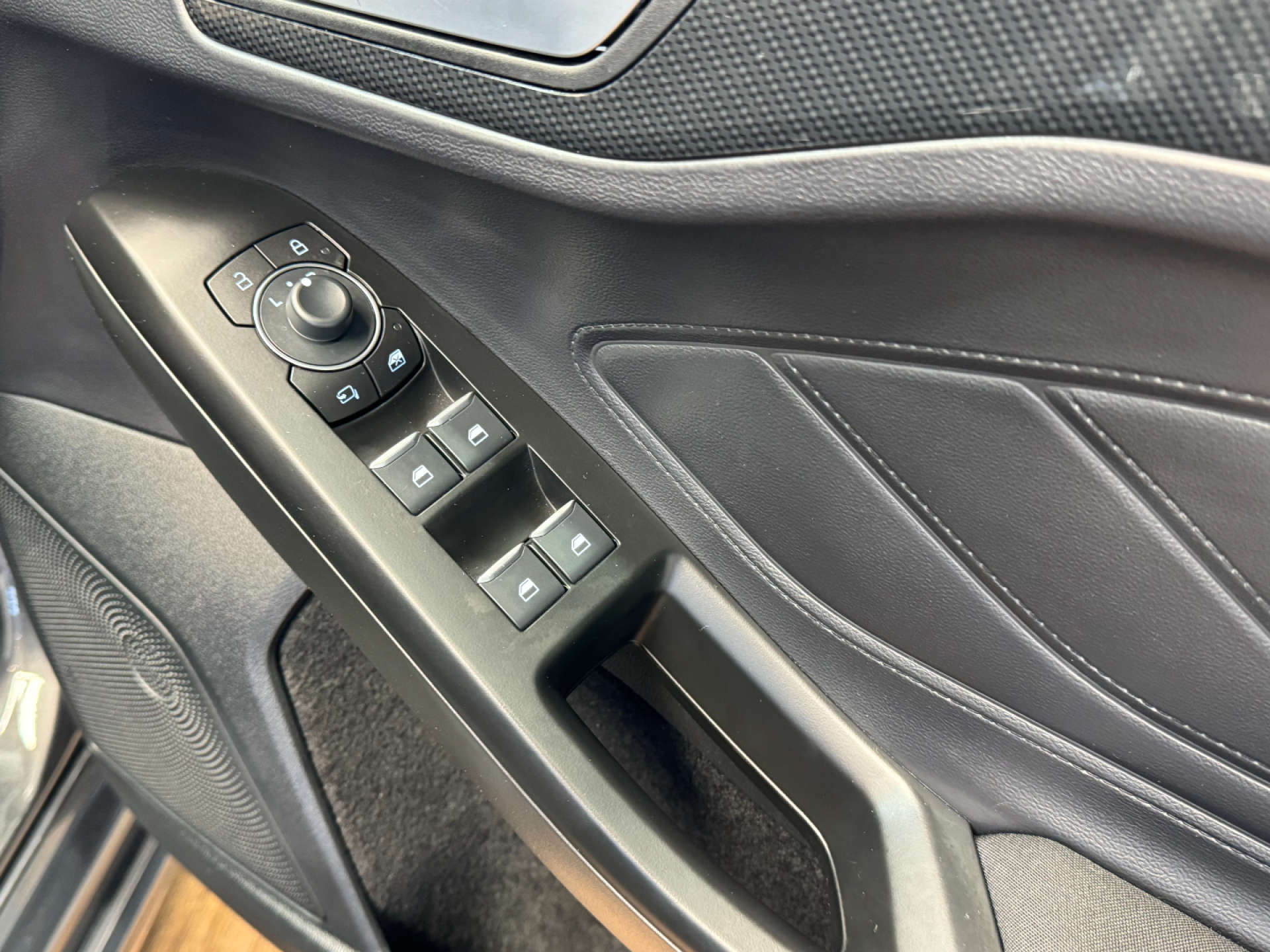 FORD FOCUS 1.0 Focus ST-Line 5dr #49