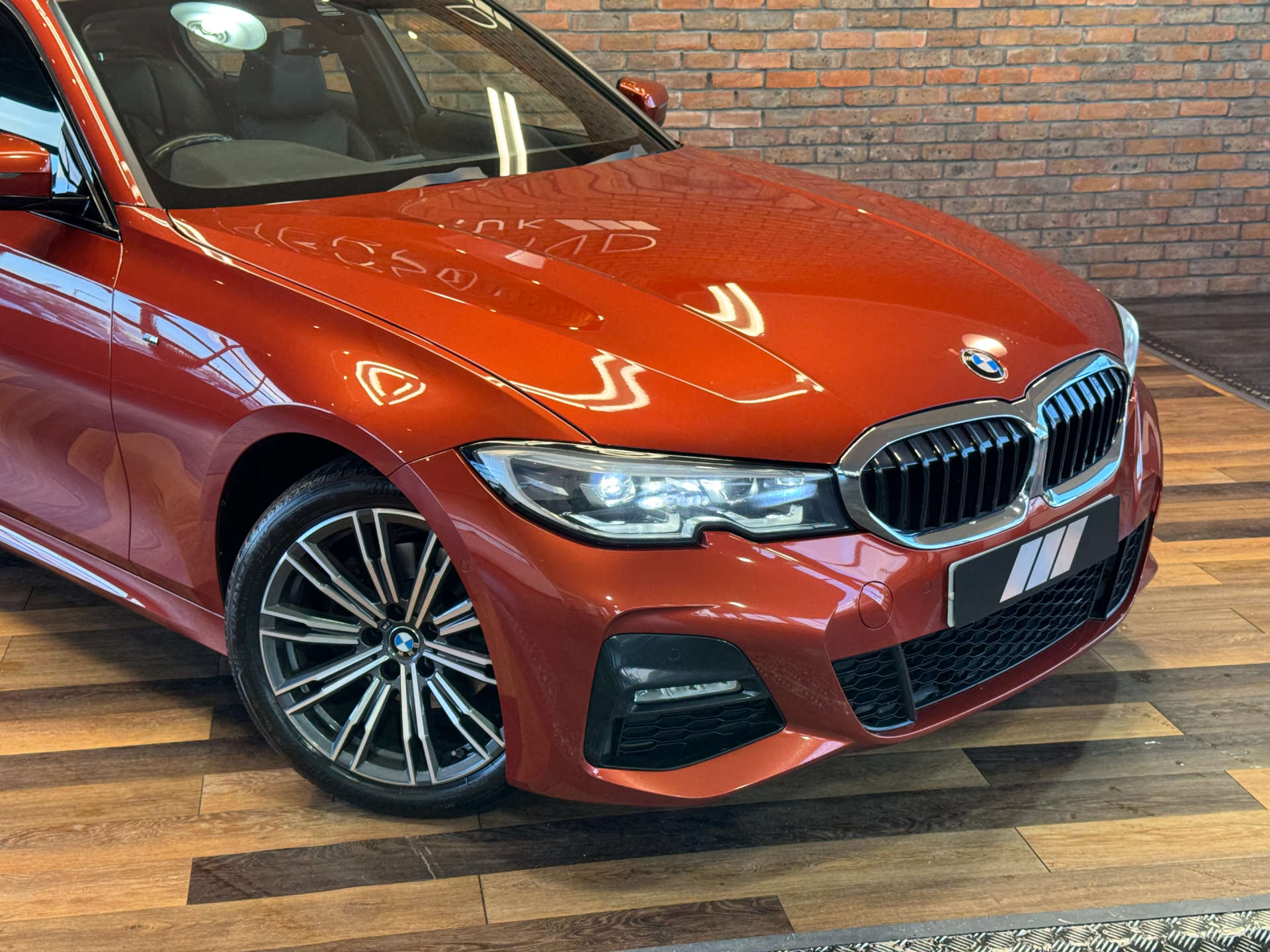 BMW 3 SERIES 2.0 320I M Sport Auto 4dr #2