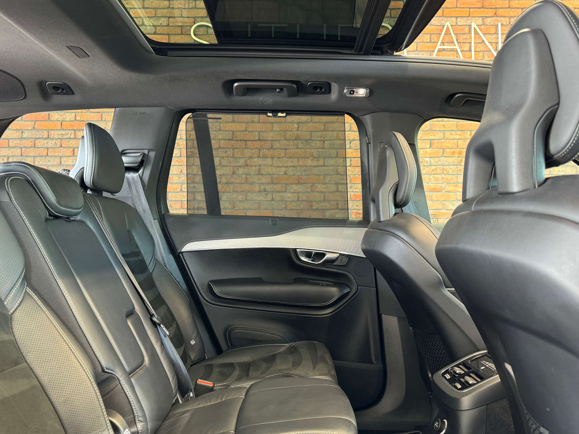 VOLVO XC90 2.0 XC90 R-Design Pro T8 PHEV AWD Auto 4WD 5dr #41