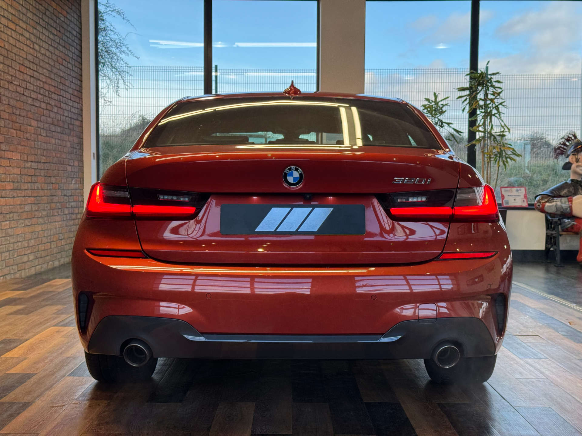 BMW 3 SERIES 2.0 320I M Sport Auto 4dr #13