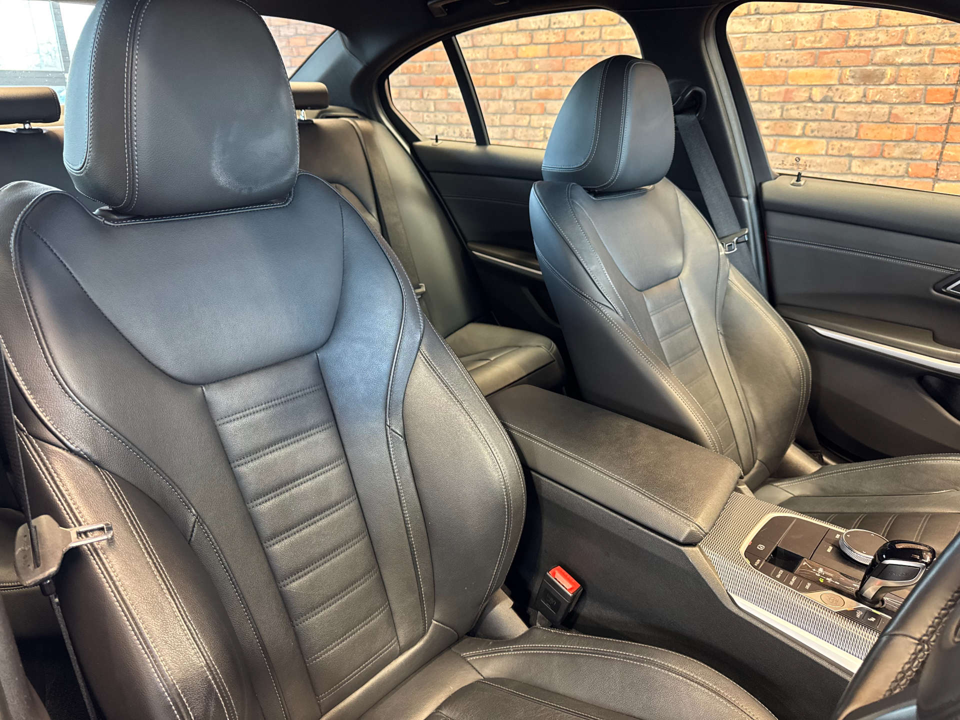 BMW 3 SERIES 2.0 320I M Sport Auto 4dr #23