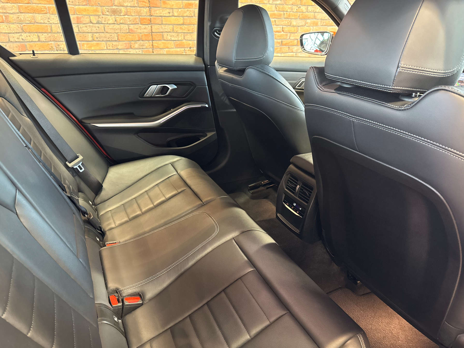 BMW 3 SERIES 2.0 320I M Sport Auto 4dr #27