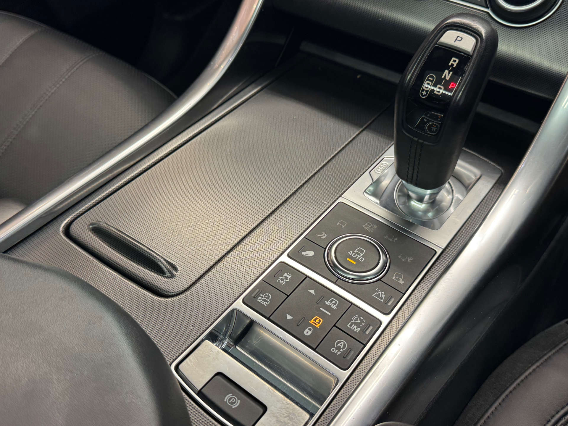 LAND ROVER RANGE ROVER SPORT 3.0 Range Rover Sport HSE Dynamic SDV6 Auto 4WD 5dr #41