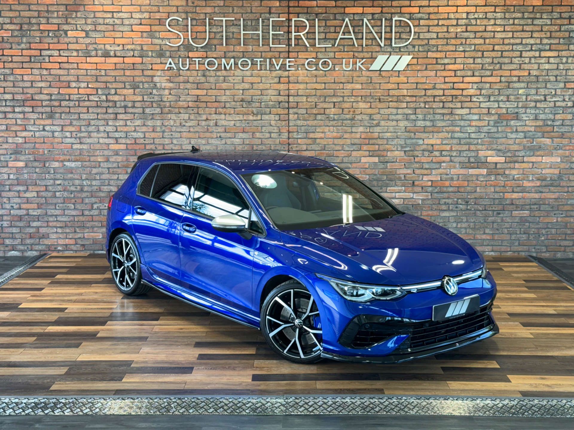 VOLKSWAGEN GOLF 2.0 Golf R TSi 4Motion Semi-Auto 4WD 5dr #1