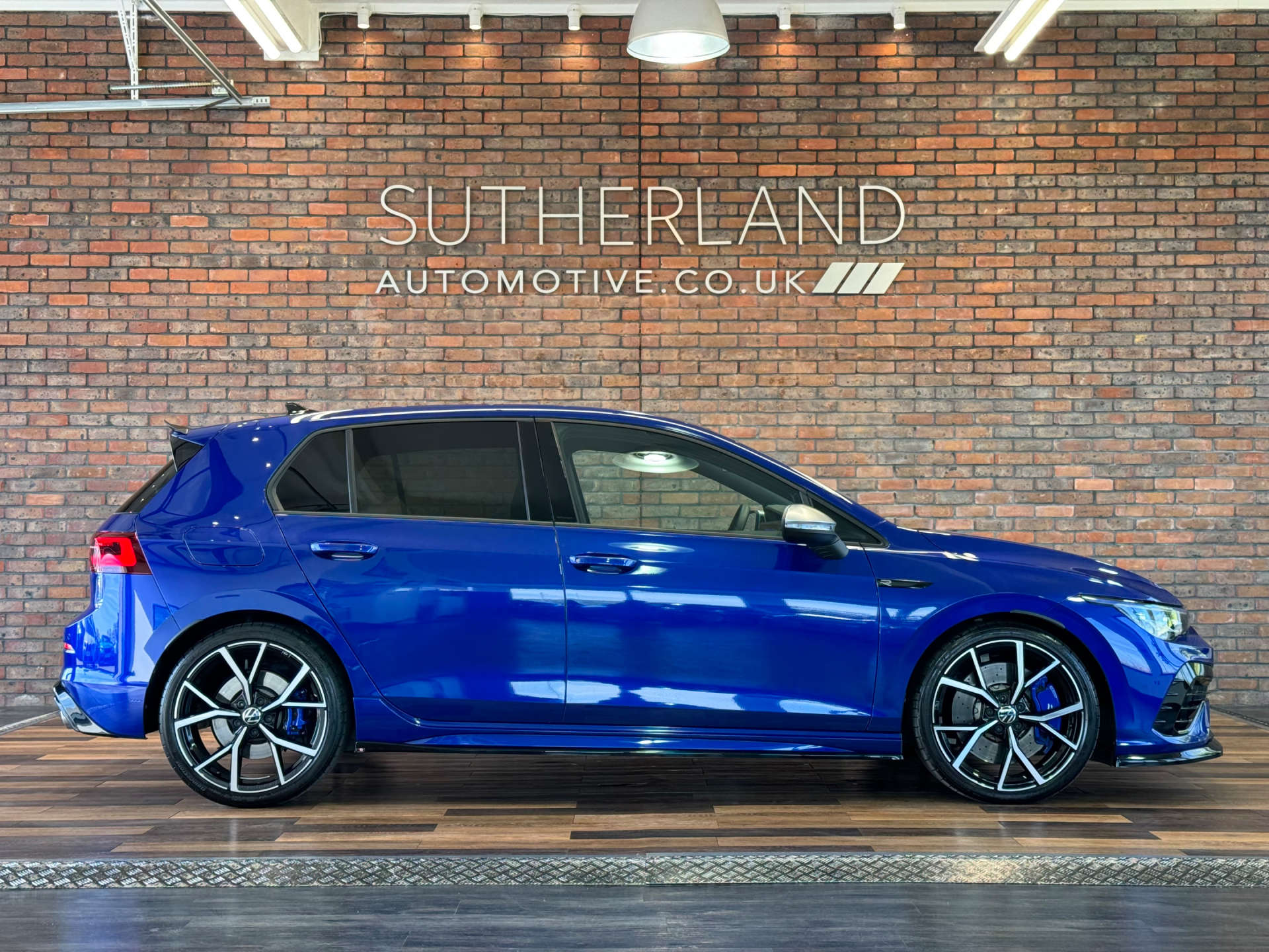 VOLKSWAGEN GOLF 2.0 Golf R TSi 4Motion Semi-Auto 4WD 5dr #2