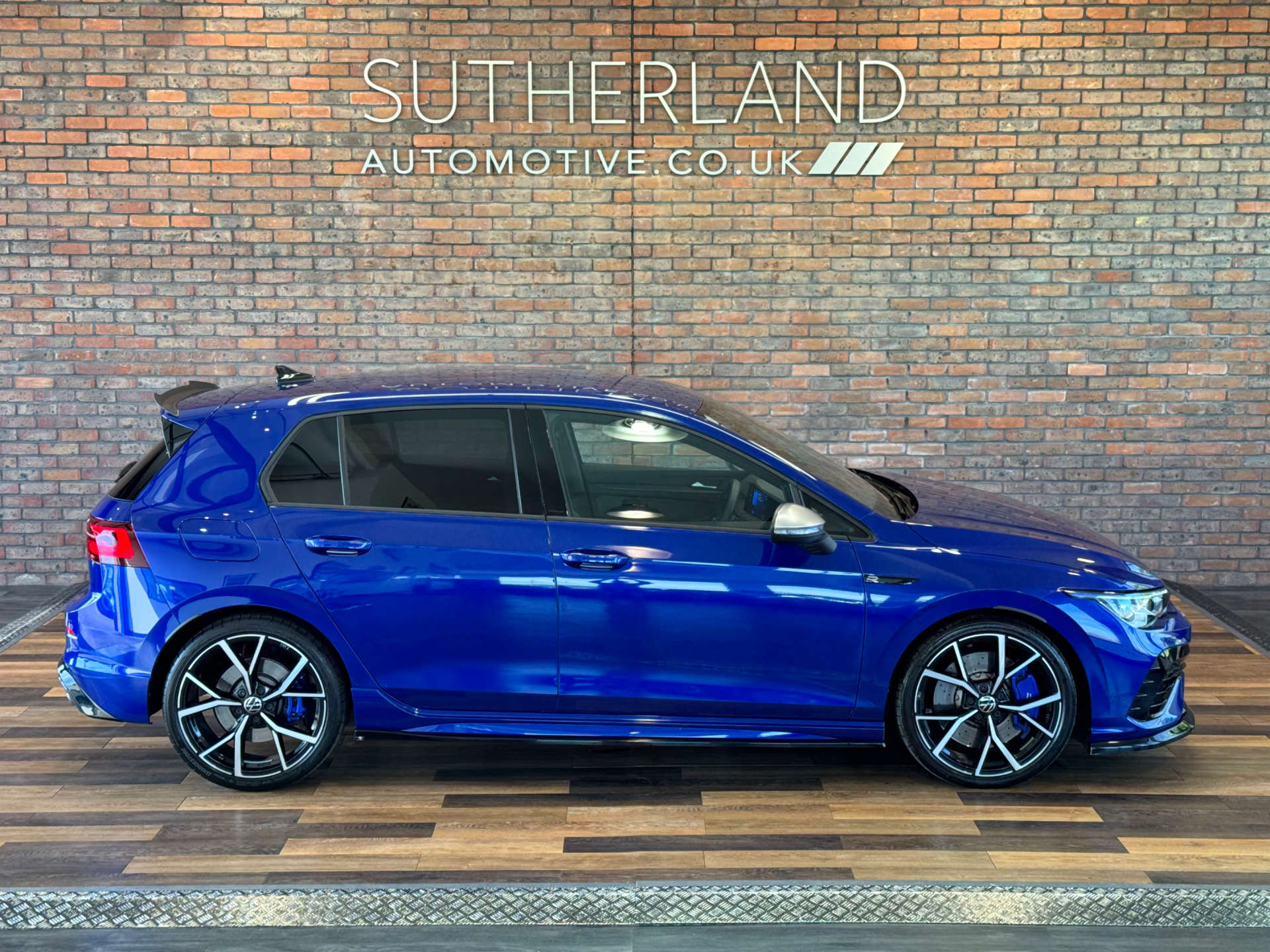 VOLKSWAGEN GOLF 2.0 Golf R TSi 4Motion Semi-Auto 4WD 5dr #3