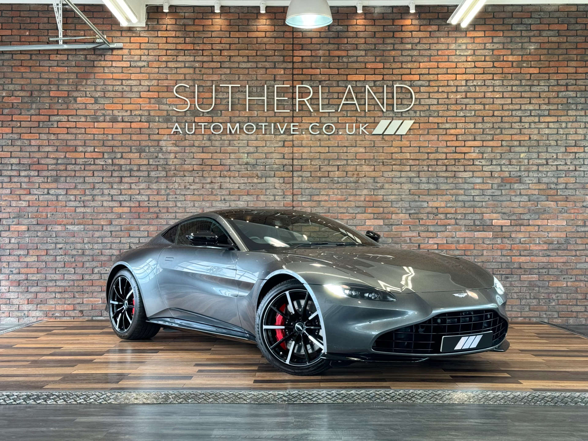 ASTON MARTIN VANTAGE 4.0 Vantage V8 Auto 3dr #0