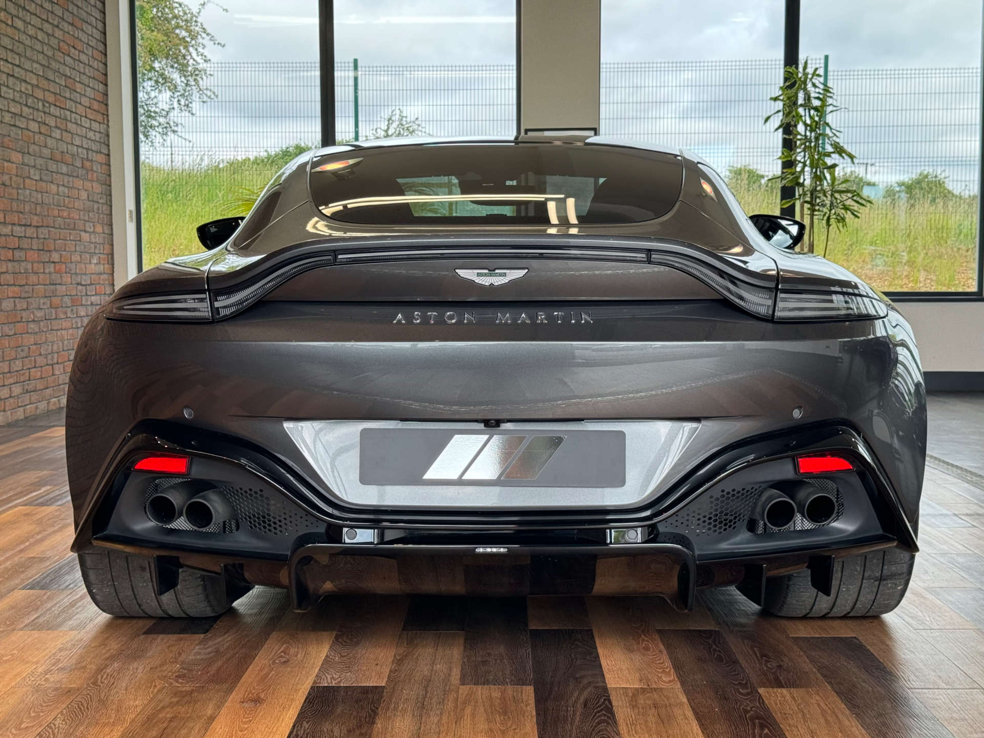 ASTON MARTIN VANTAGE 4.0 Vantage V8 Auto 3dr #8
