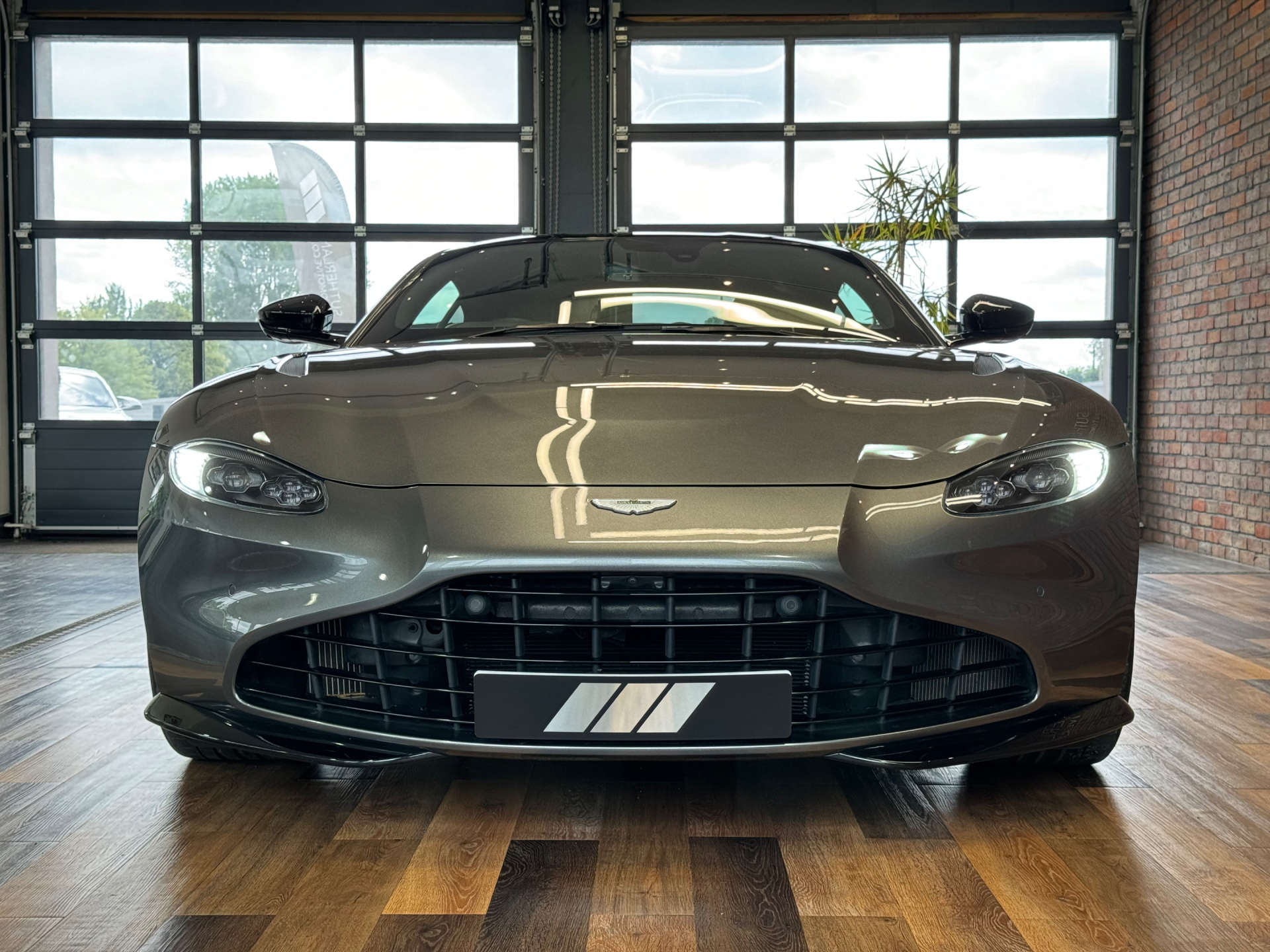 ASTON MARTIN VANTAGE 4.0 Vantage V8 Auto 3dr #10