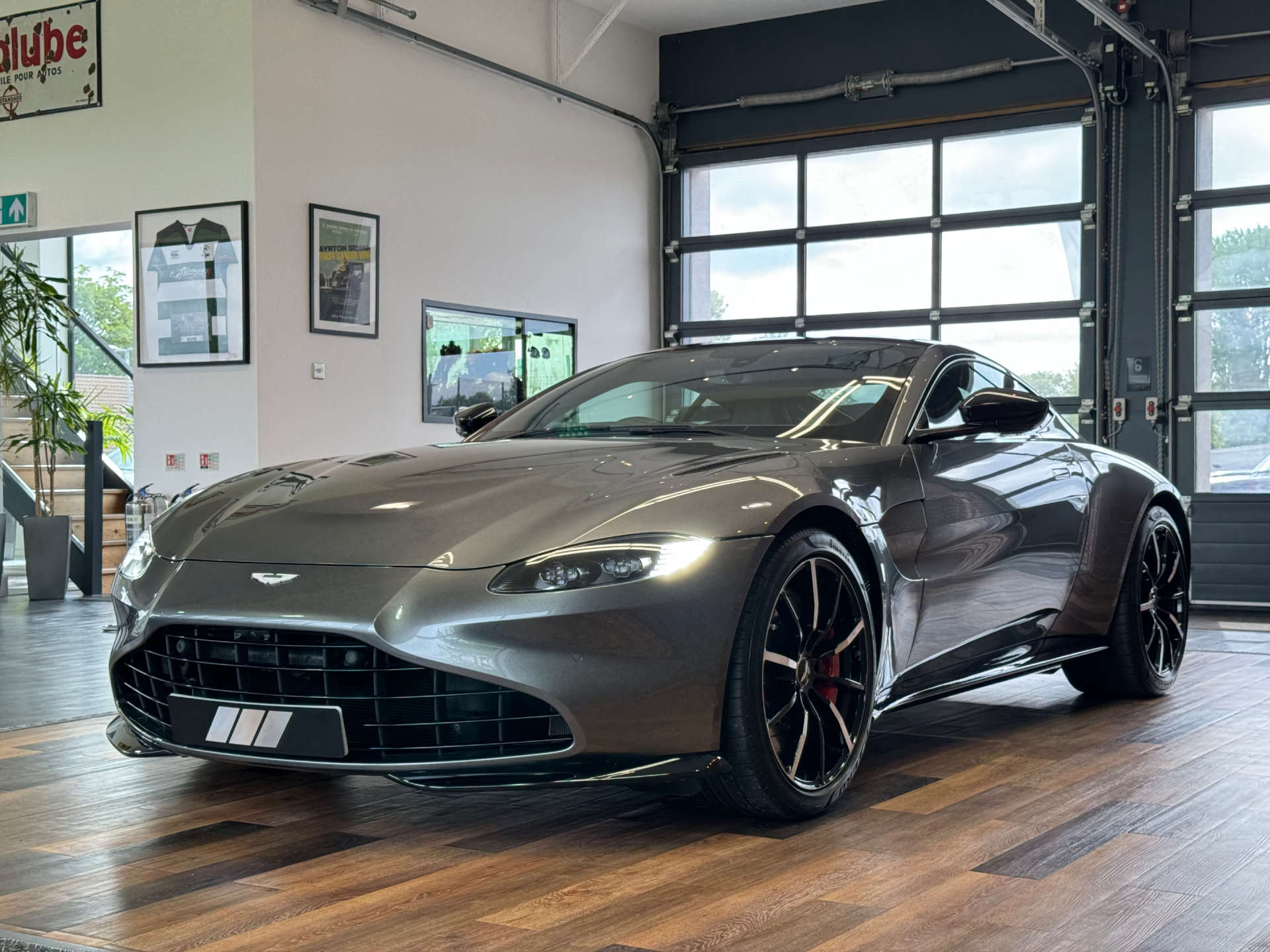ASTON MARTIN VANTAGE 4.0 Vantage V8 Auto 3dr #11