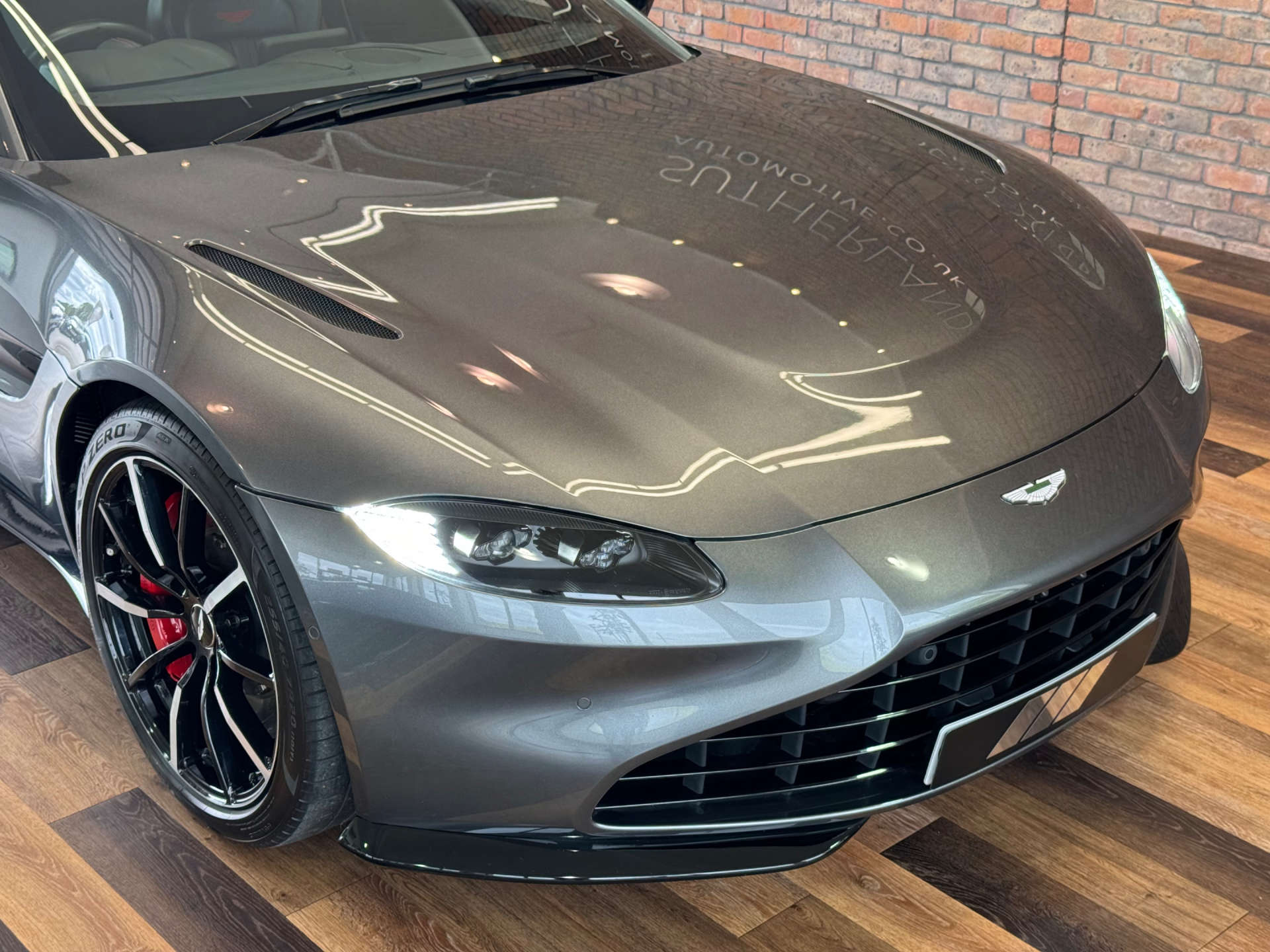 ASTON MARTIN VANTAGE 4.0 Vantage V8 Auto 3dr #13