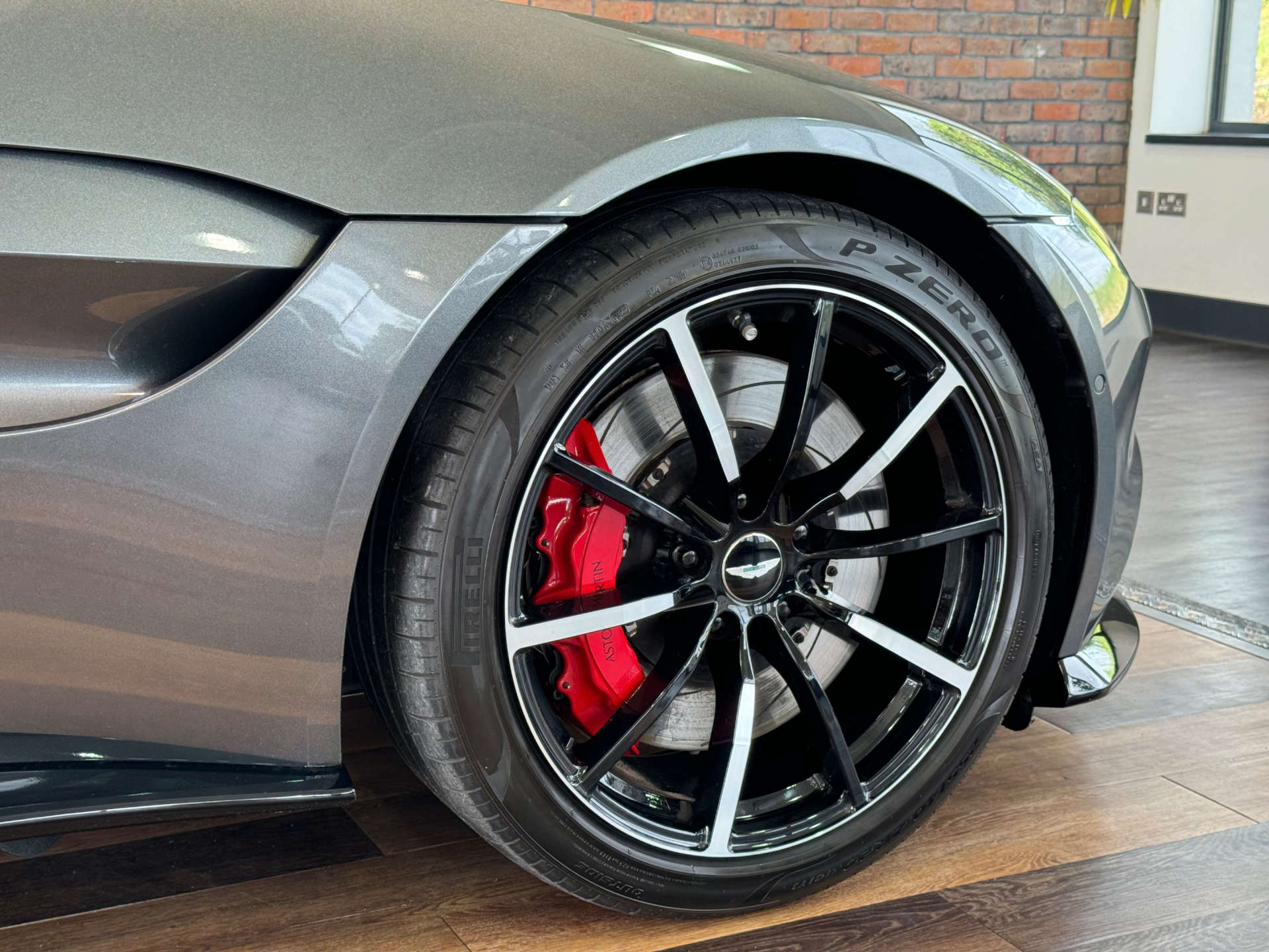 ASTON MARTIN VANTAGE 4.0 Vantage V8 Auto 3dr #17