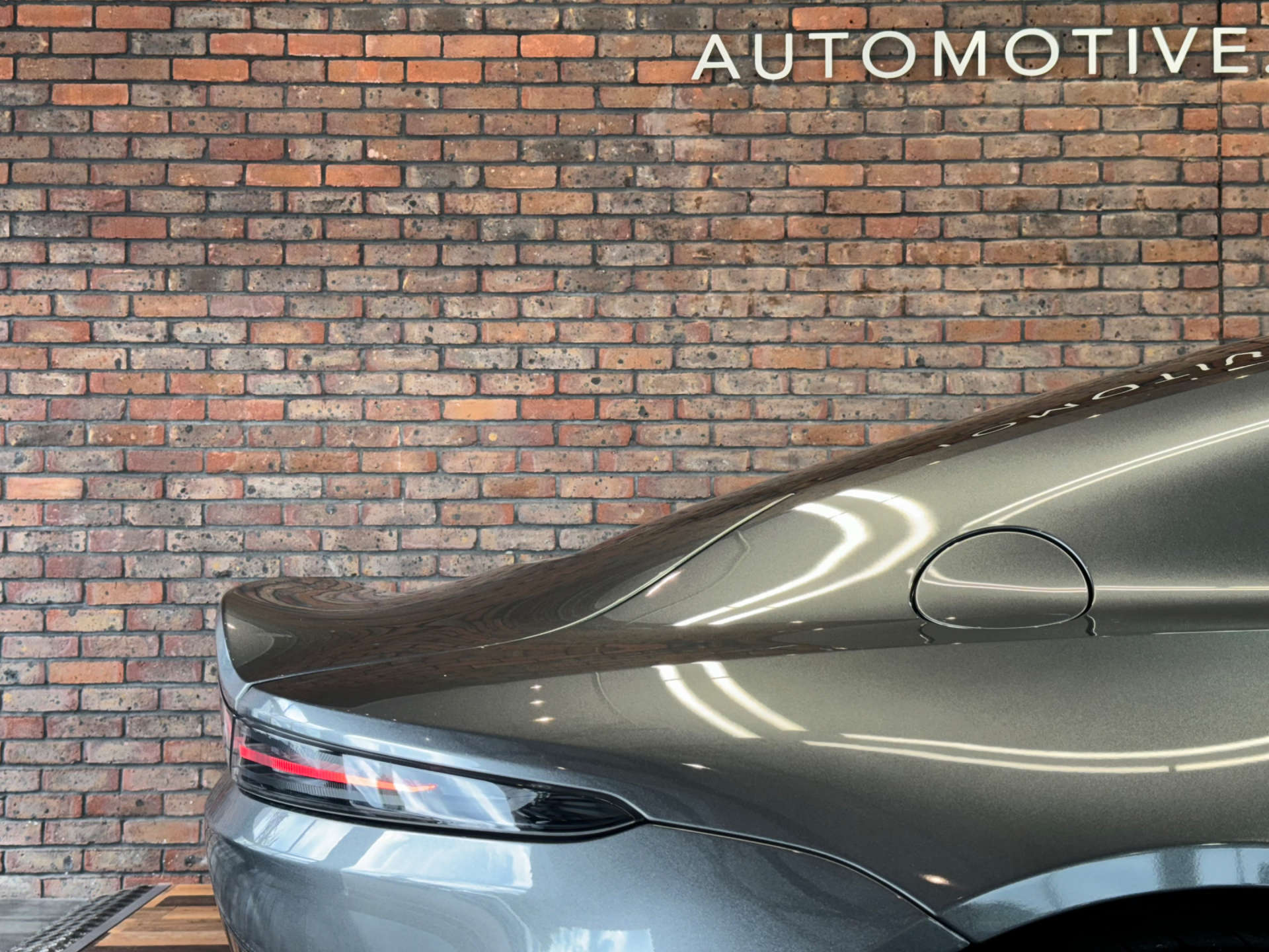 ASTON MARTIN VANTAGE 4.0 Vantage V8 Auto 3dr #25