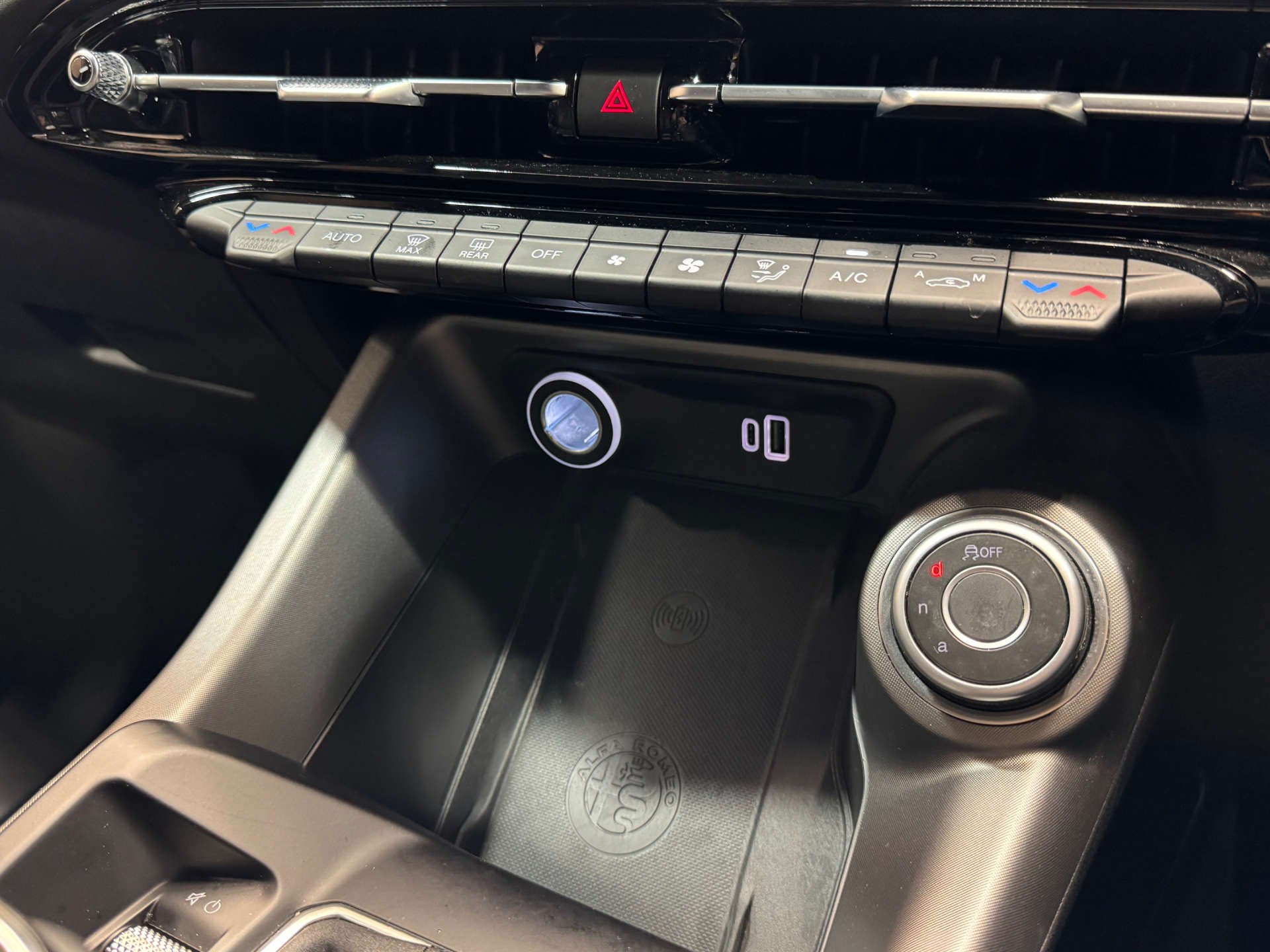 ALFA ROMEO TONALE 1.5 Tonale Sprint TB MHEV S-A 5dr #33