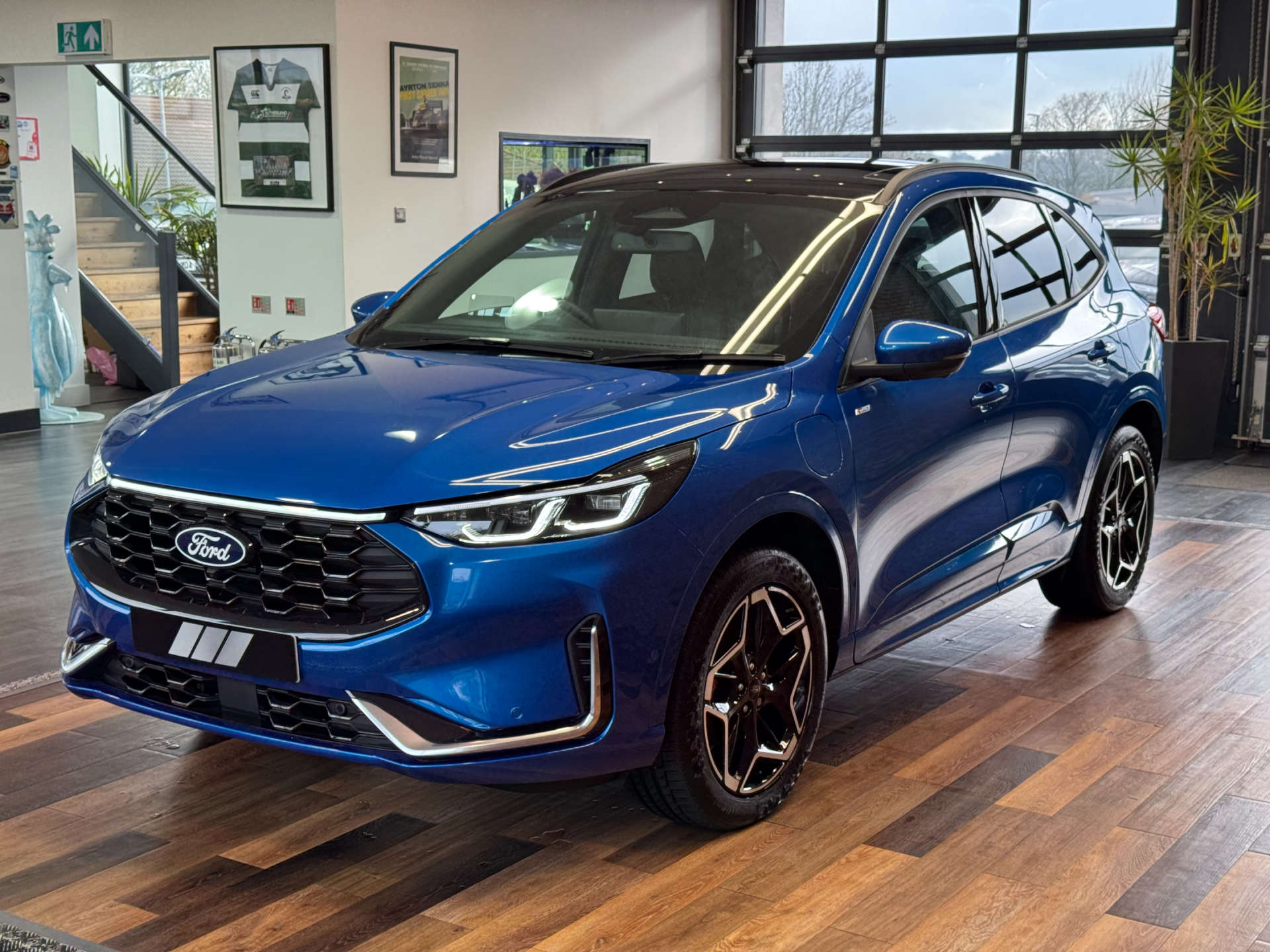 FORD KUGA 2.5 Kuga Active HEV CVT 5dr #6