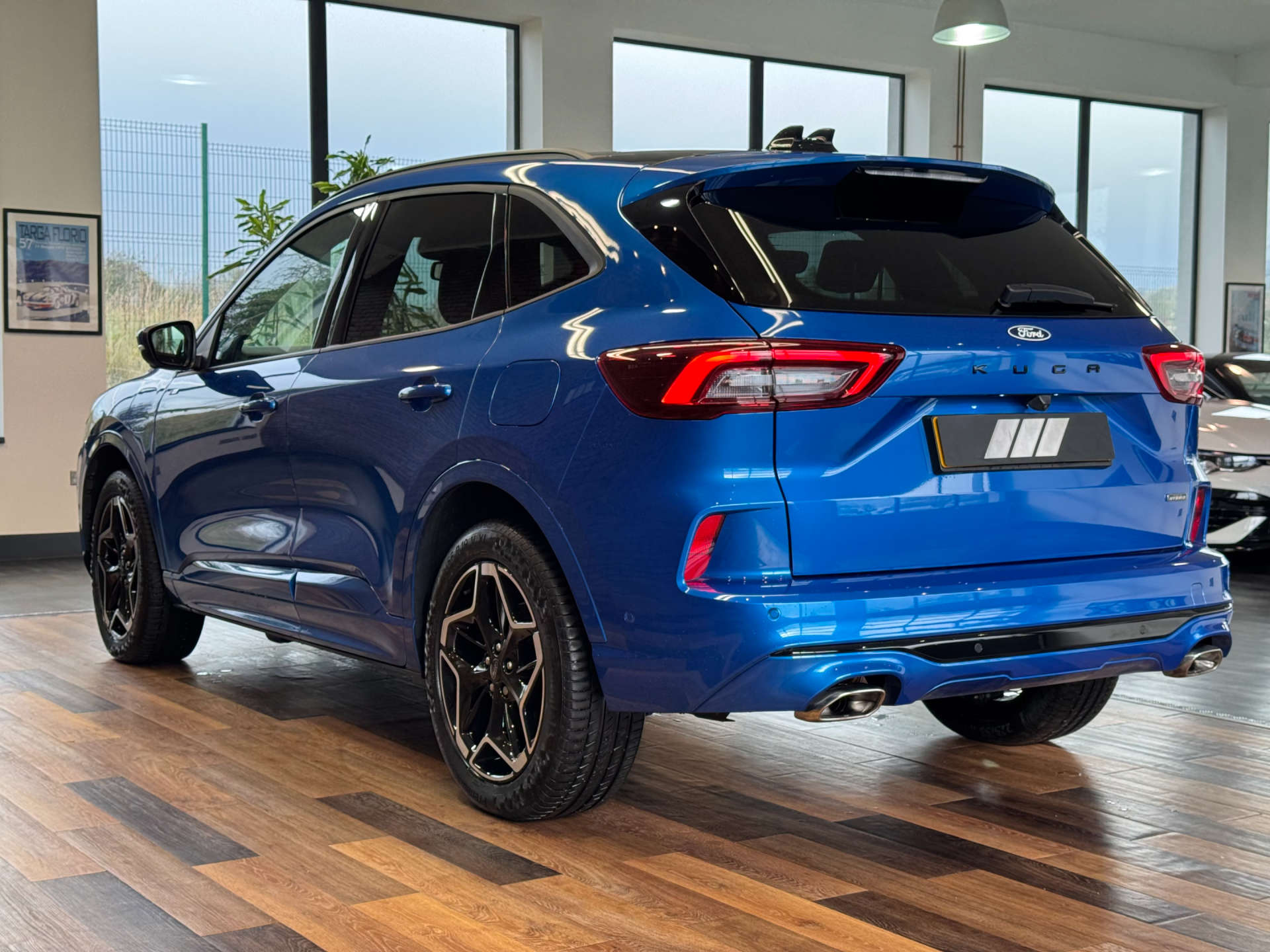 FORD KUGA 2.5 Kuga Active HEV CVT 5dr #7