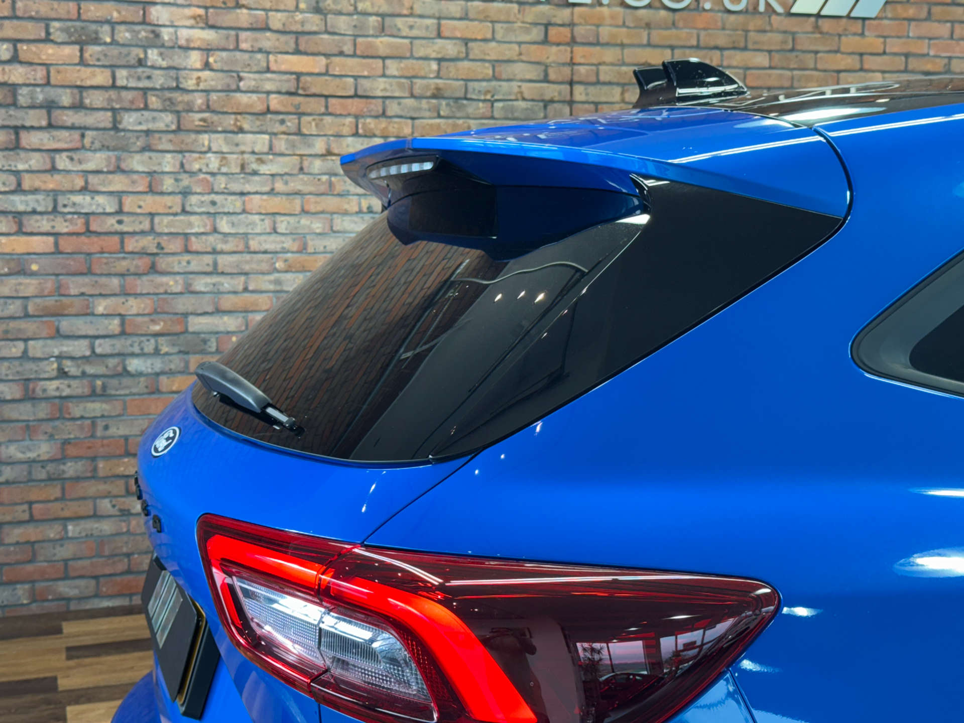 FORD KUGA 2.5 Kuga Active HEV CVT 5dr #20