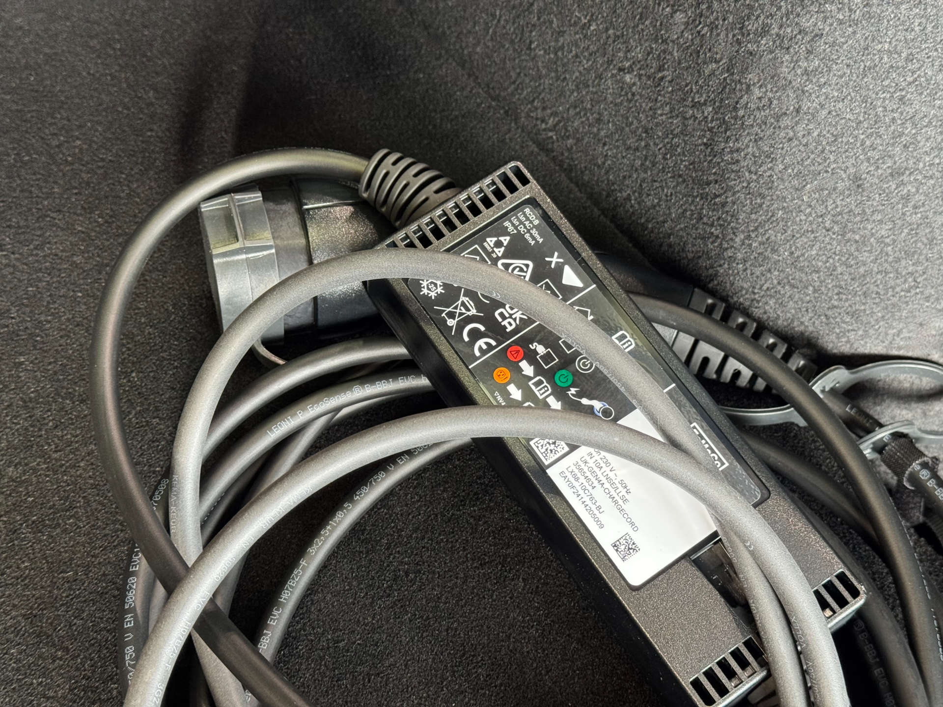 FORD KUGA 2.5 Kuga Active HEV CVT 5dr #22