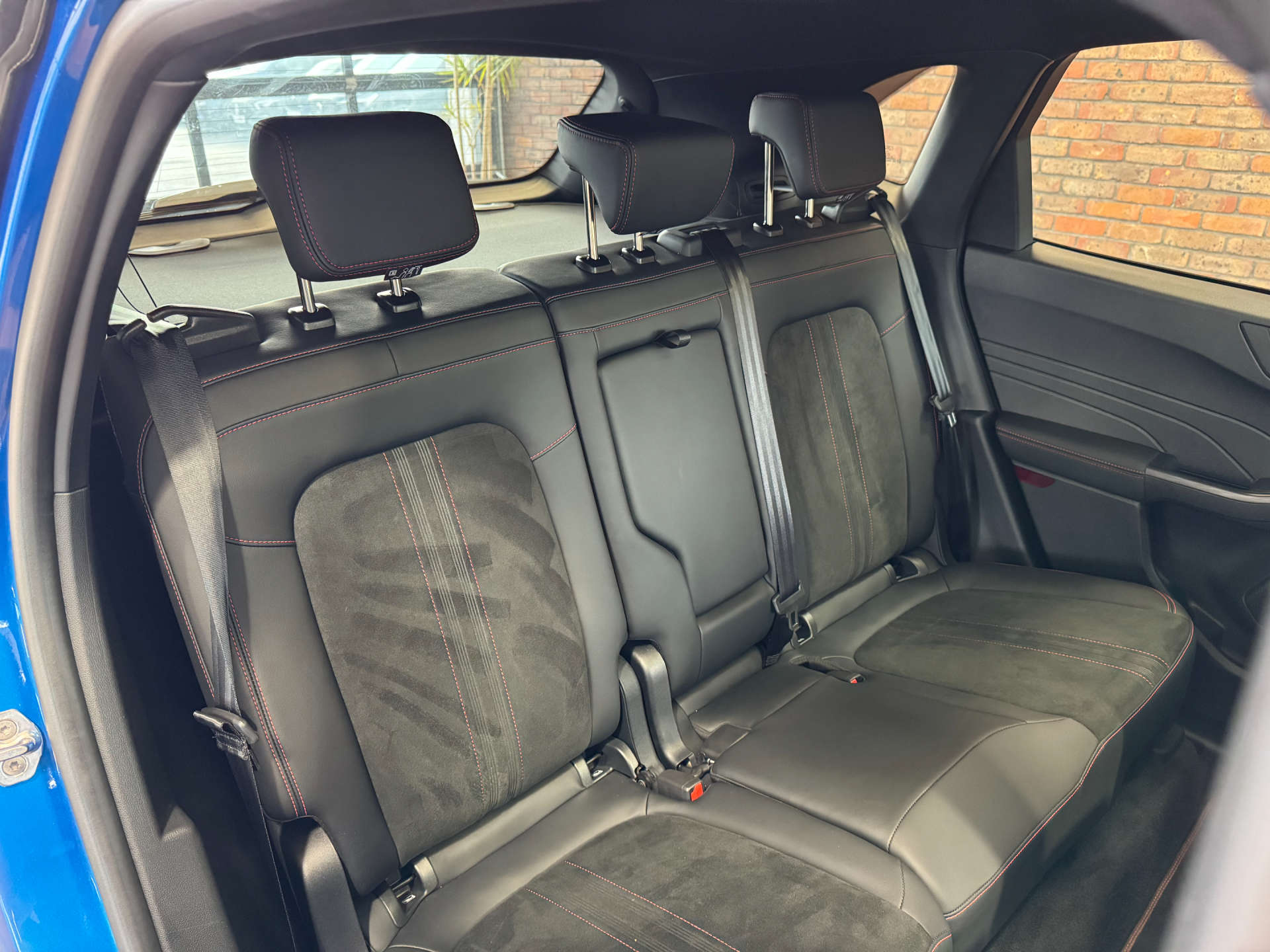 FORD KUGA 2.5 Kuga Active HEV CVT 5dr #30