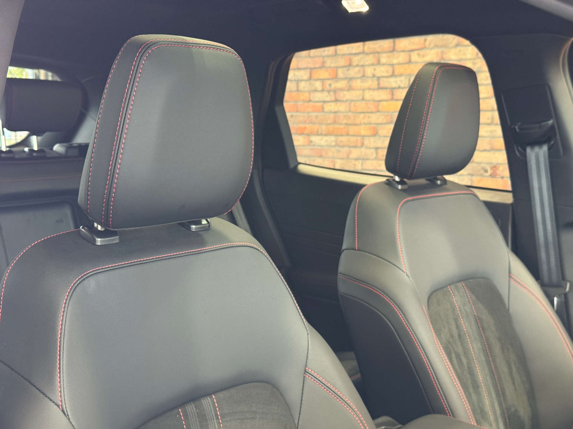 FORD KUGA 2.5 Kuga Active HEV CVT 5dr #40