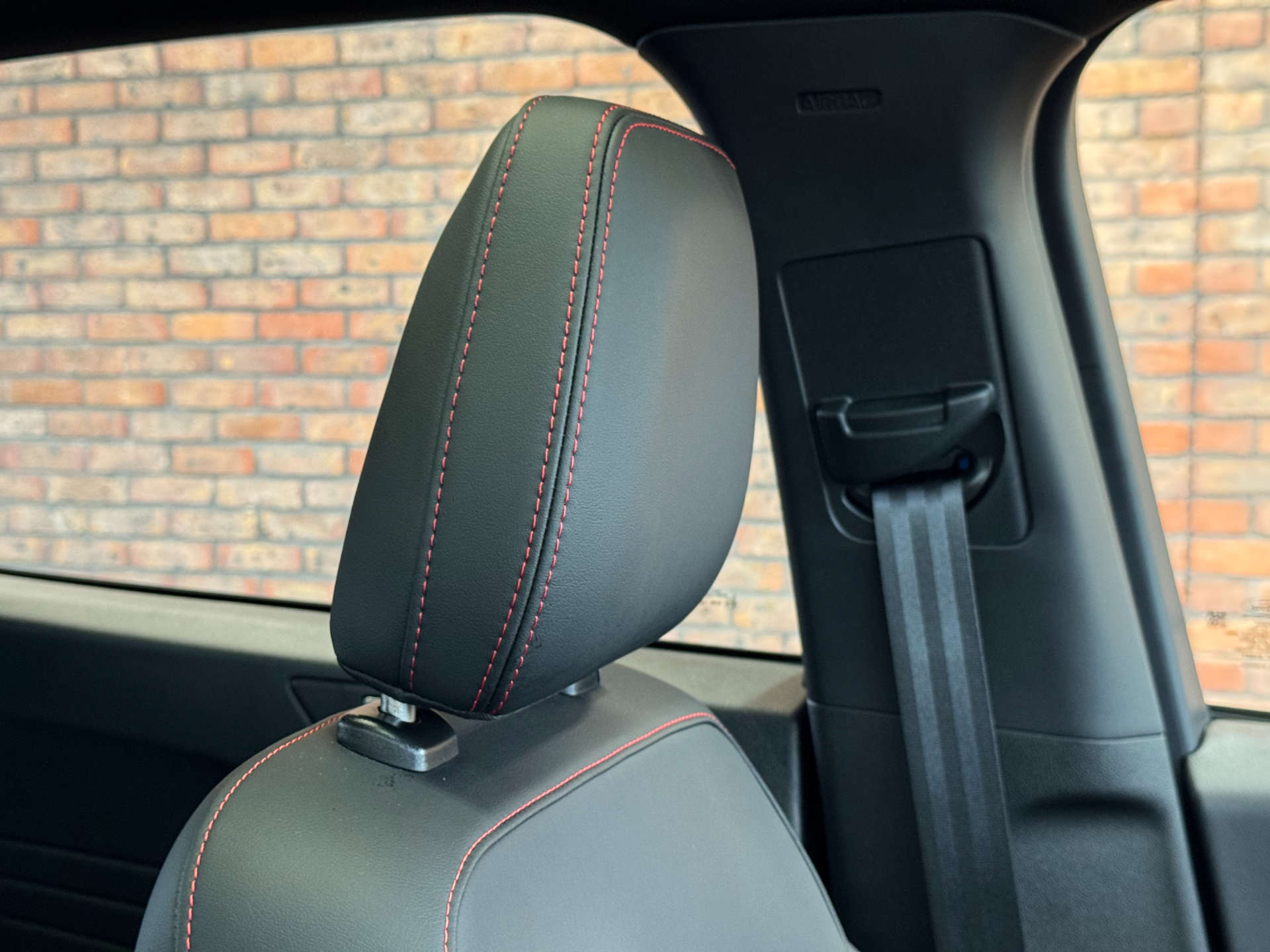 FORD KUGA 2.5 Kuga Active HEV CVT 5dr #52